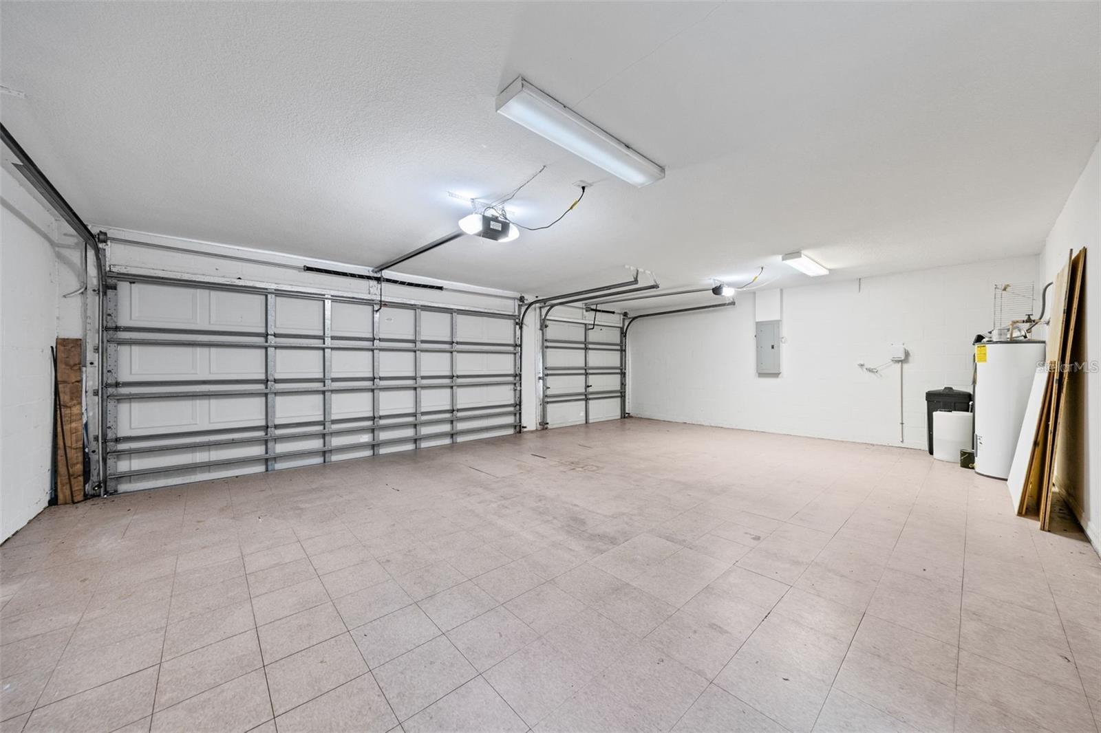 1452 KENSINGTON WOODS DR, LUTZ, FL, 33549