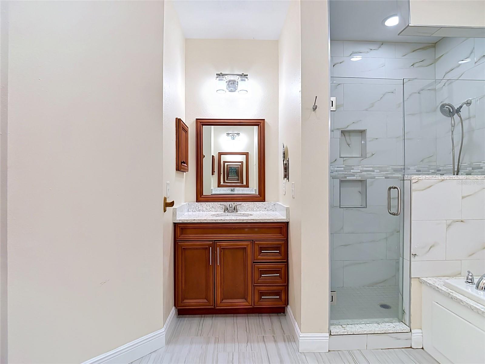 5065 67TH WAY N, ST PETERSBURG, FL, 33709