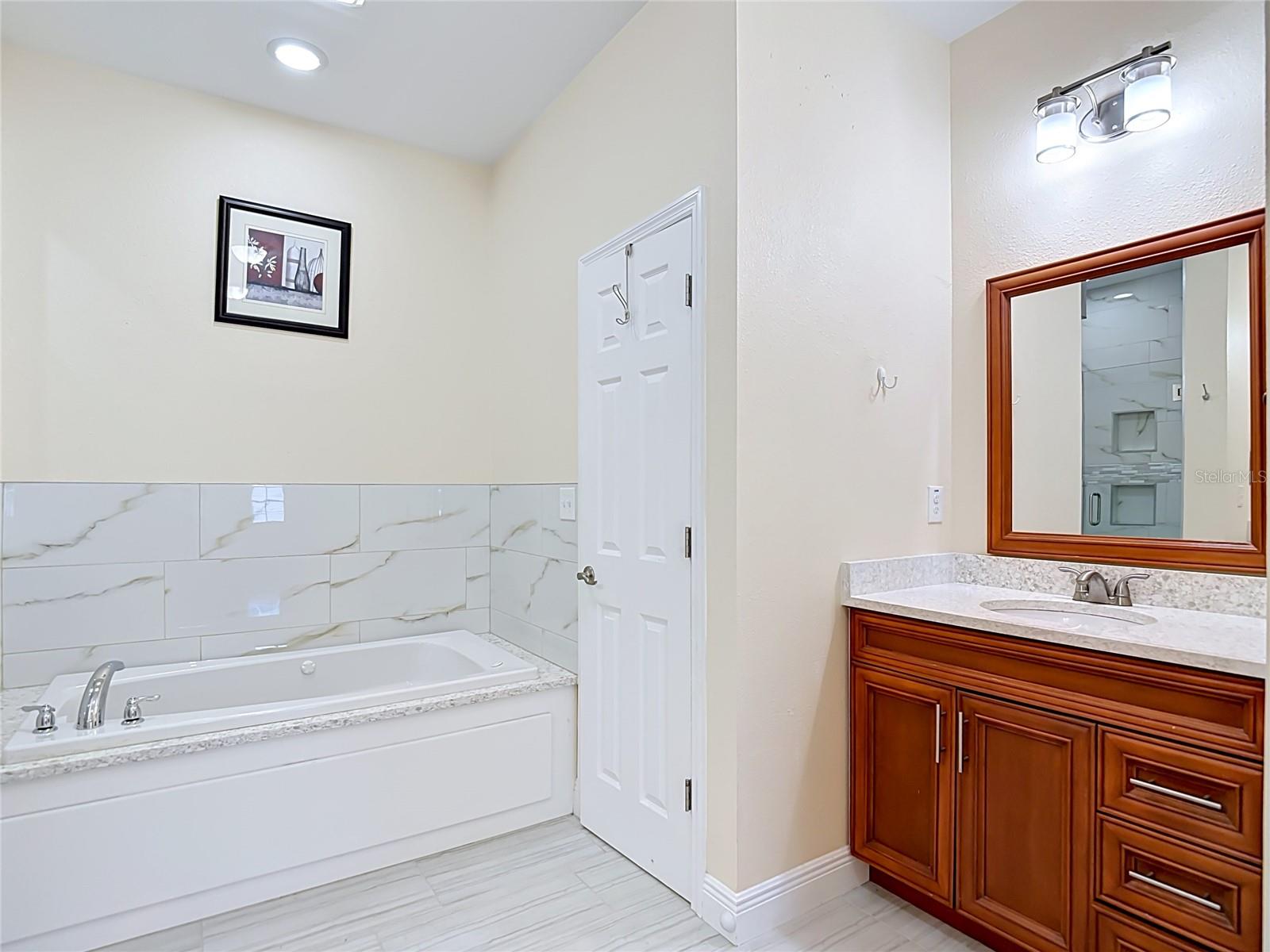 5065 67TH WAY N, ST PETERSBURG, FL, 33709
