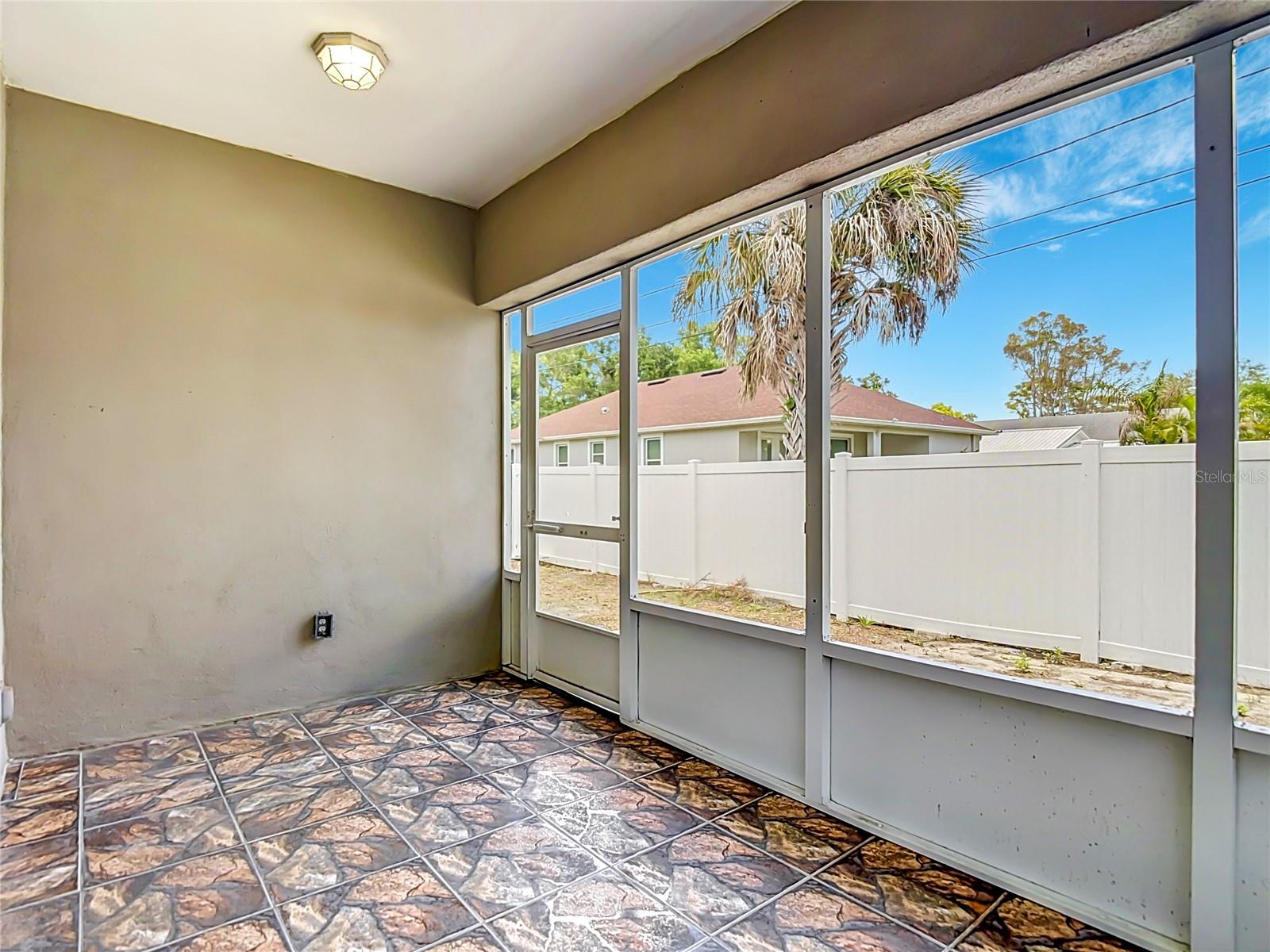 5065 67TH WAY N, ST PETERSBURG, FL, 33709