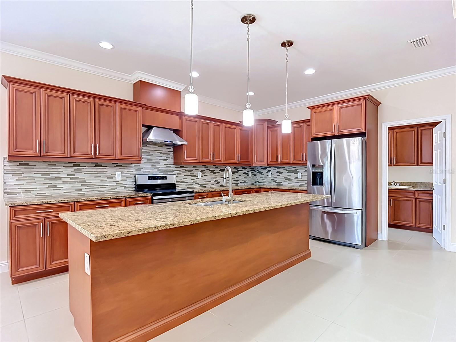 5065 67TH WAY N, ST PETERSBURG, FL, 33709
