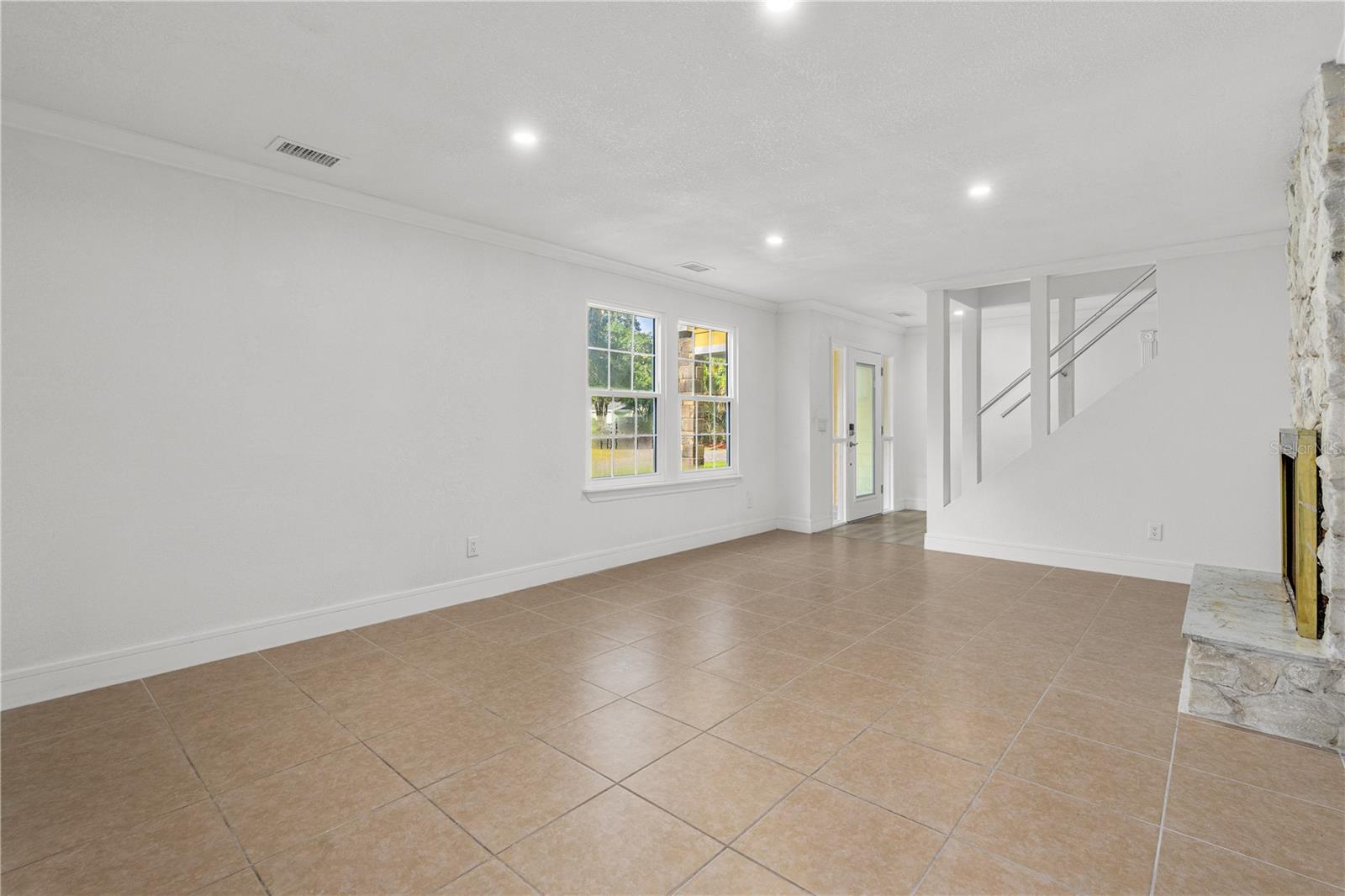 475 E WISCONSIN AVE, ORANGE CITY, FL, 32763