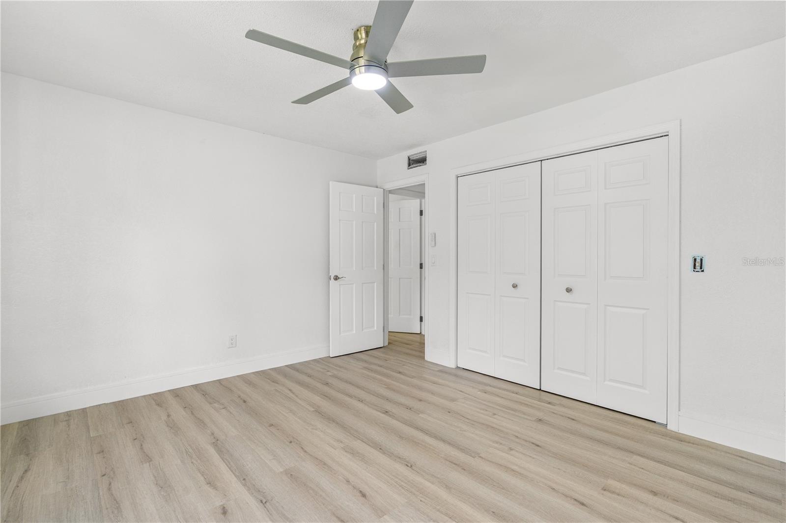 475 E WISCONSIN AVE, ORANGE CITY, FL, 32763