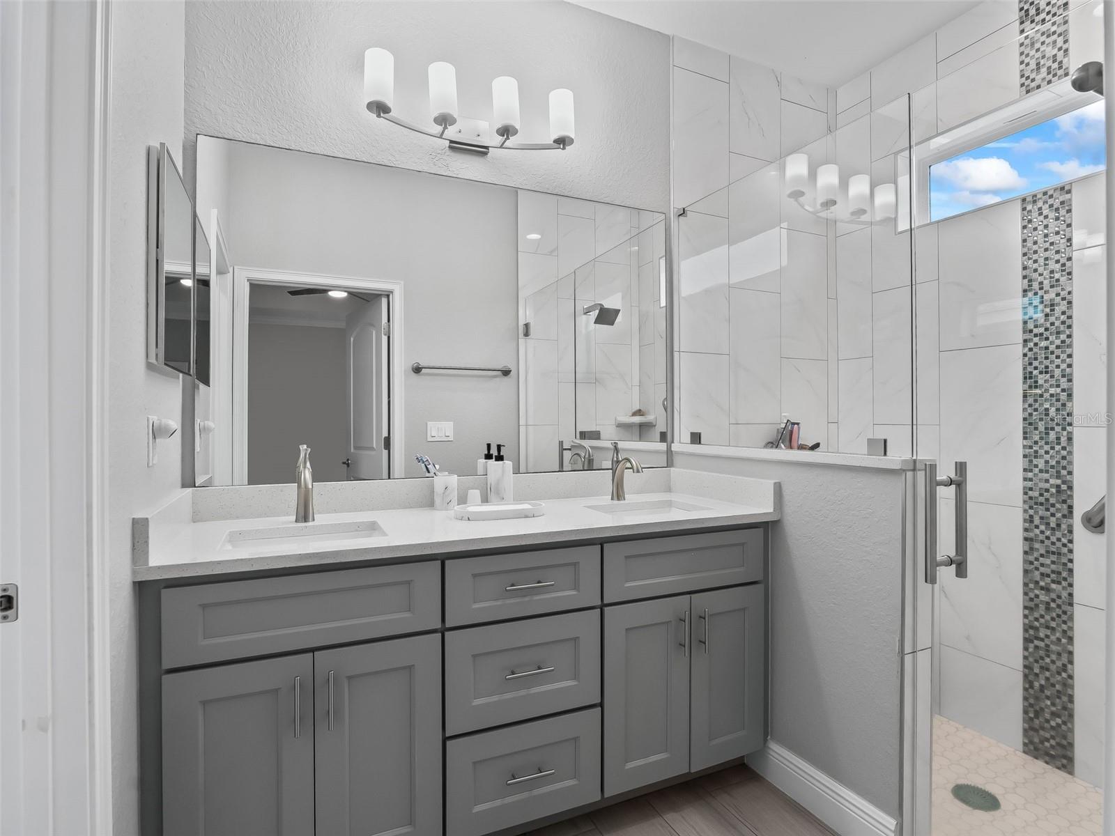 5015 NE 125TH LOOP, OXFORD, FL, 34484