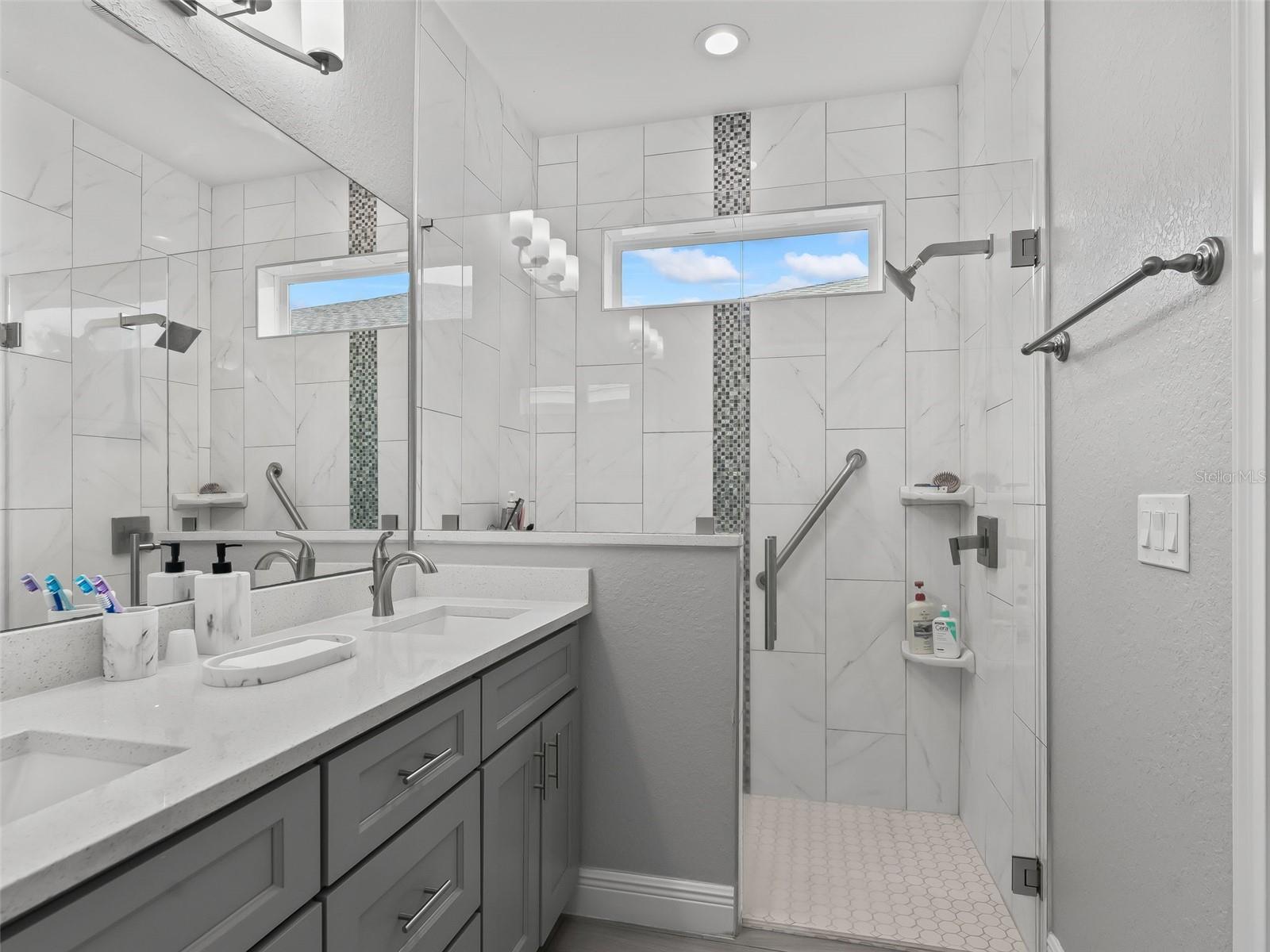5015 NE 125TH LOOP, OXFORD, FL, 34484