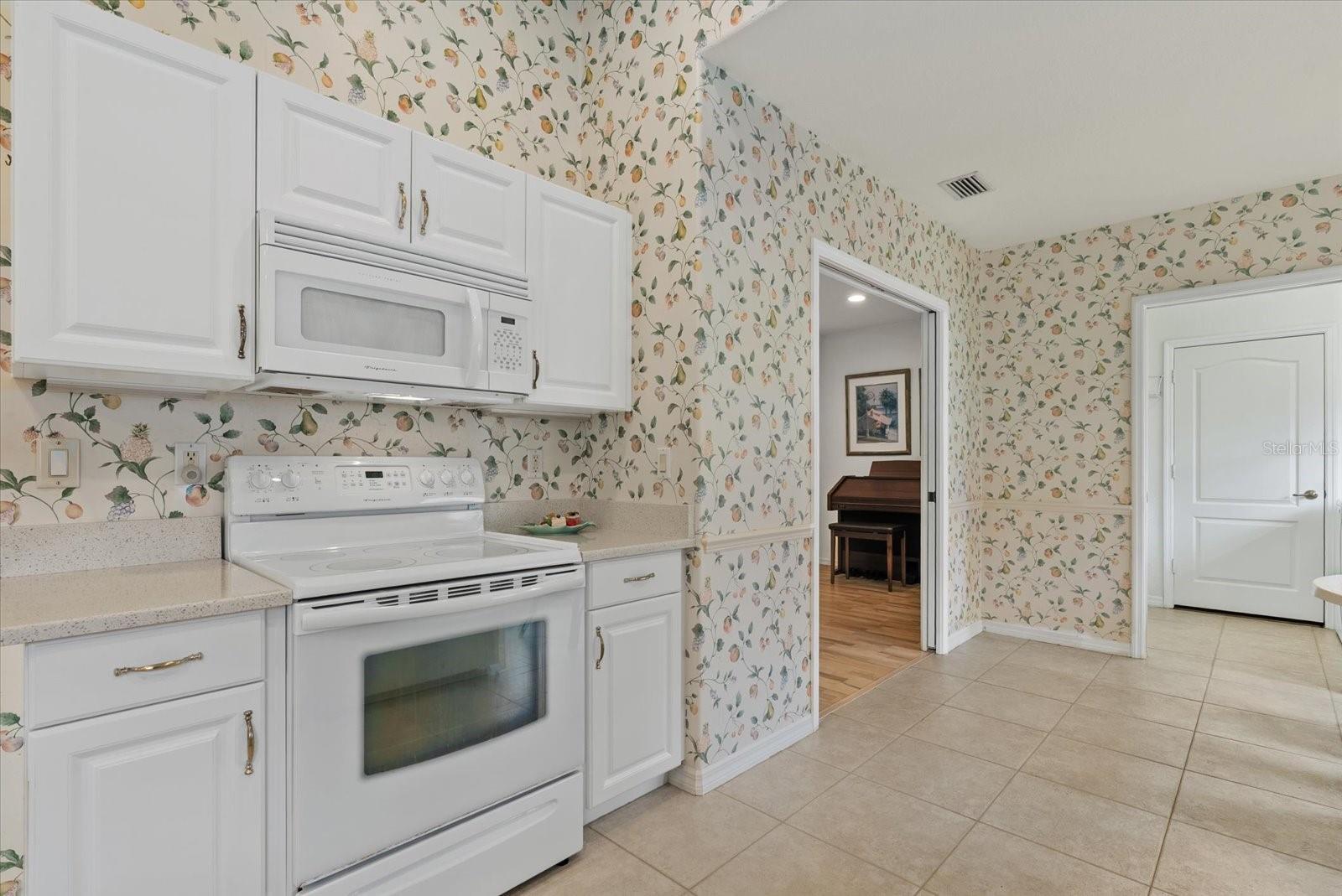 108 VENICE PALMS BLVD #1, VENICE, FL, 34292
