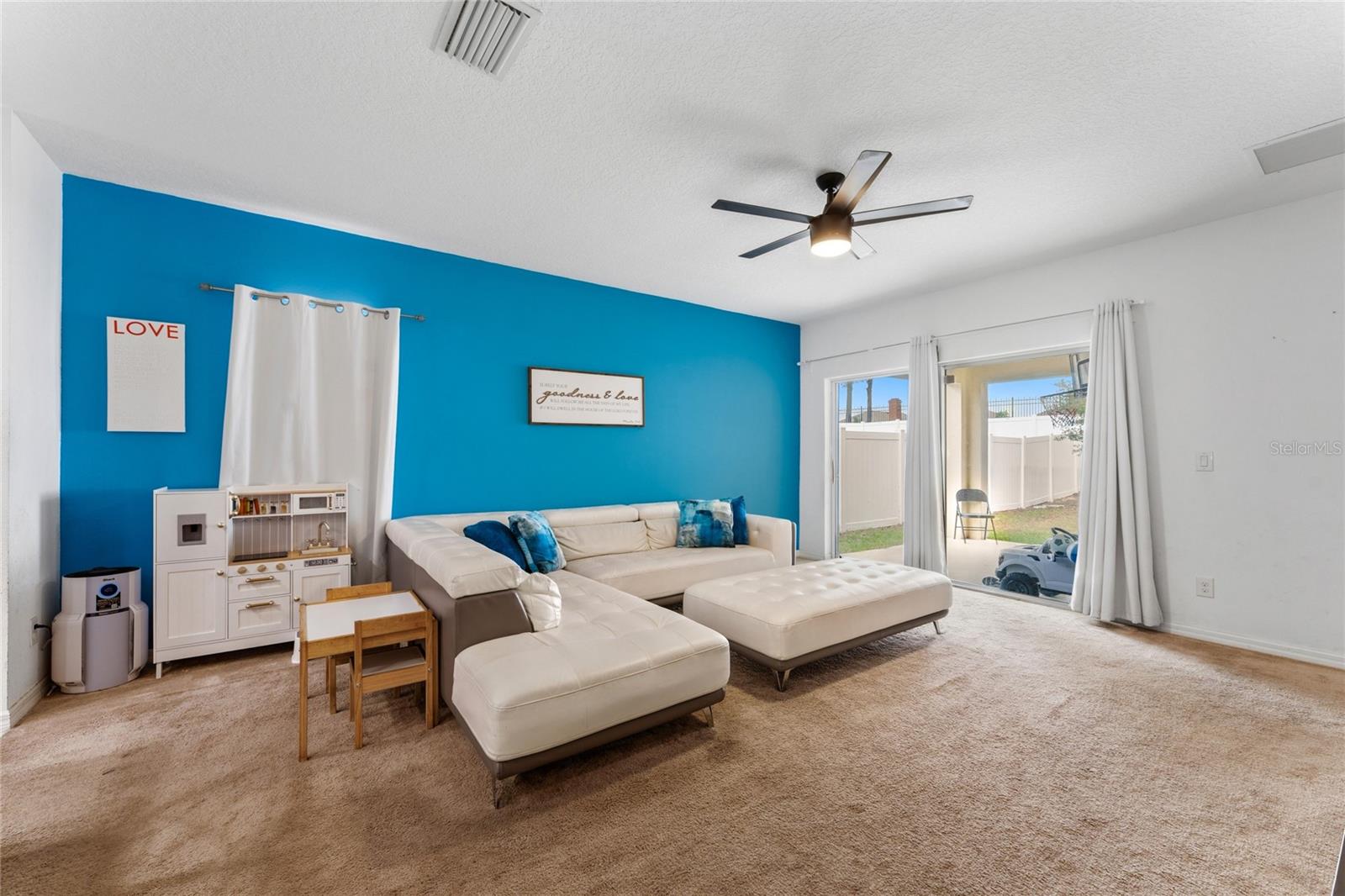 1209 STRATTON AVE, GROVELAND, FL, 34736