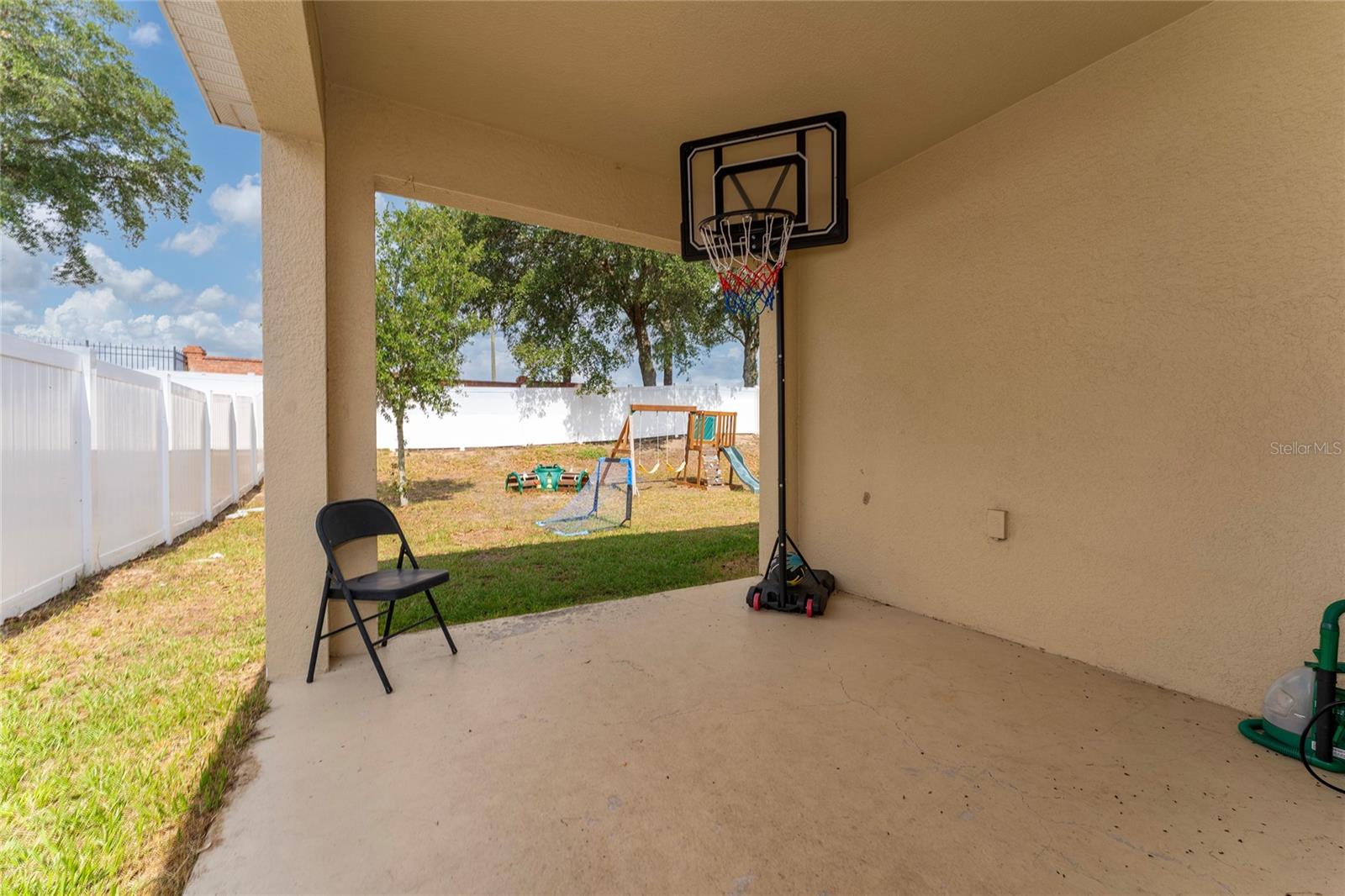 1209 STRATTON AVE, GROVELAND, FL, 34736
