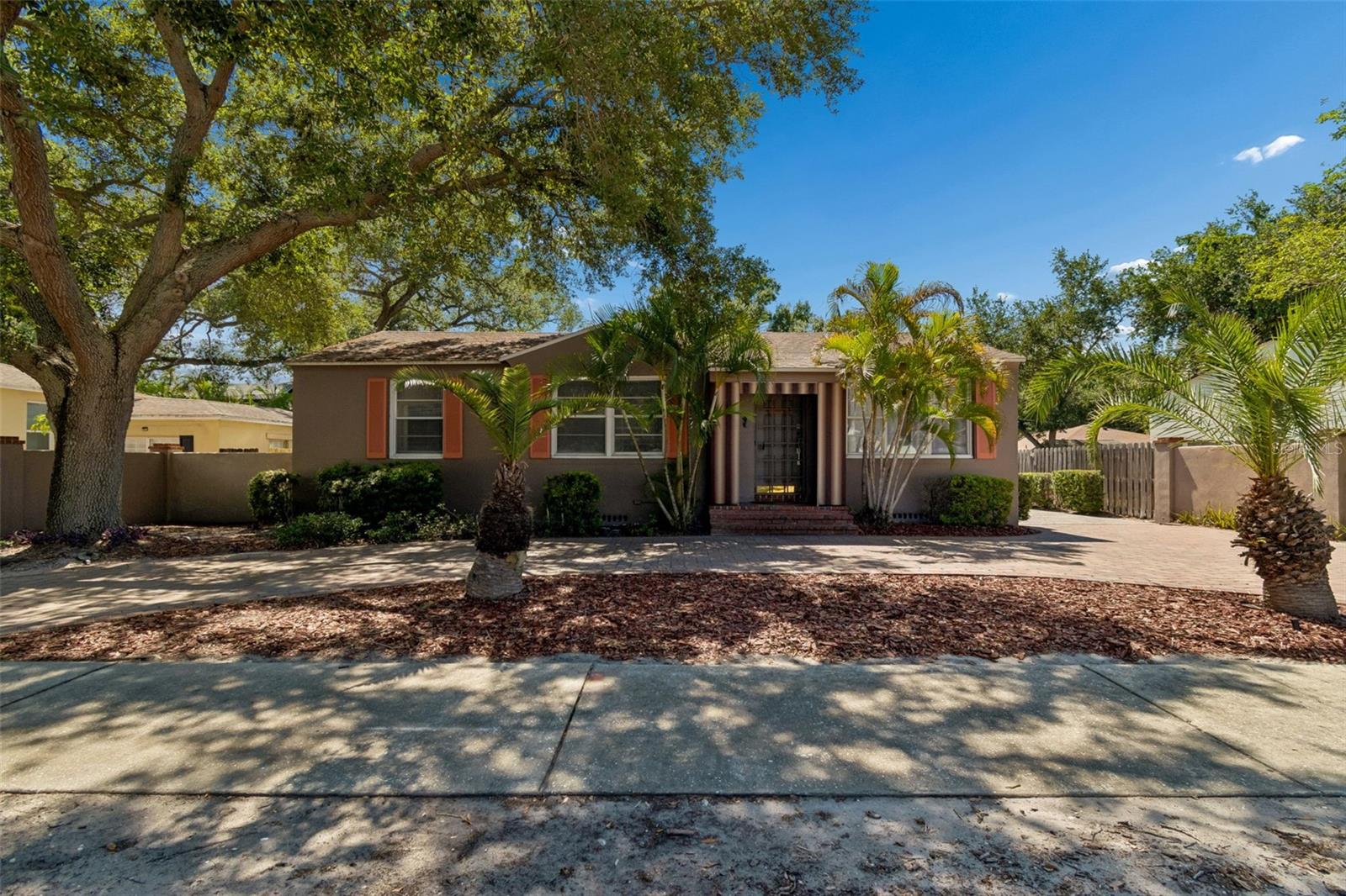 2805 S MANHATTAN AVE, TAMPA, FL, 33629