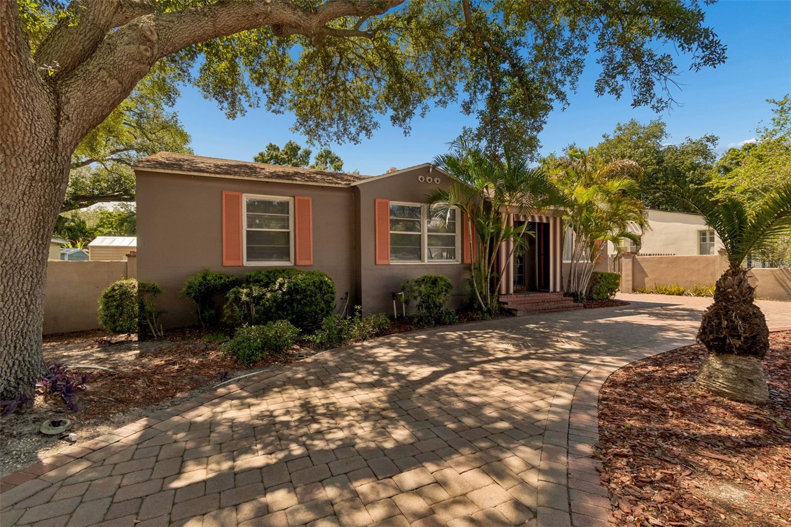 2805 S MANHATTAN AVE, TAMPA, FL, 33629