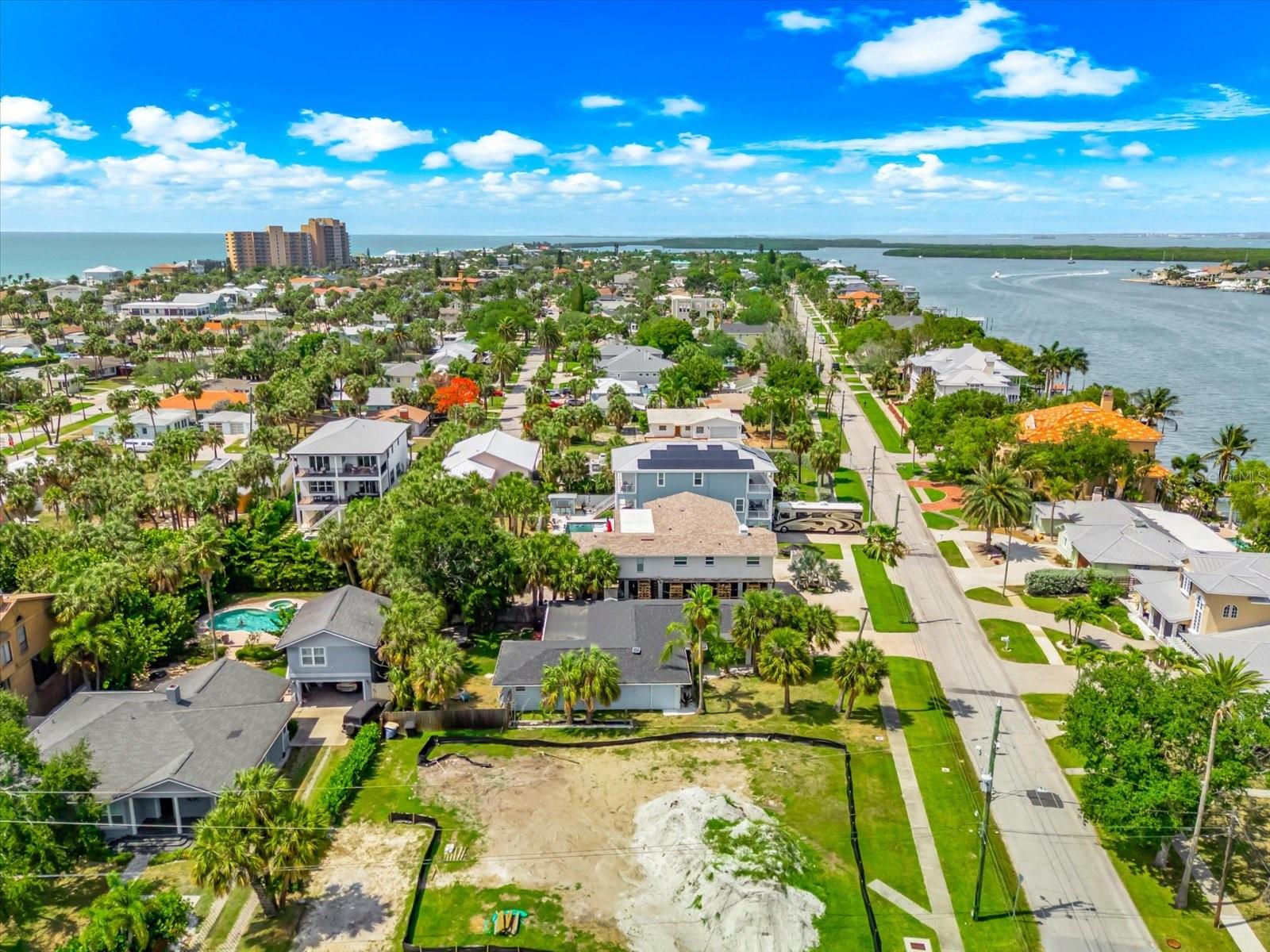 730 BAY ESPLANADE, CLEARWATER BEACH, FL, 33767