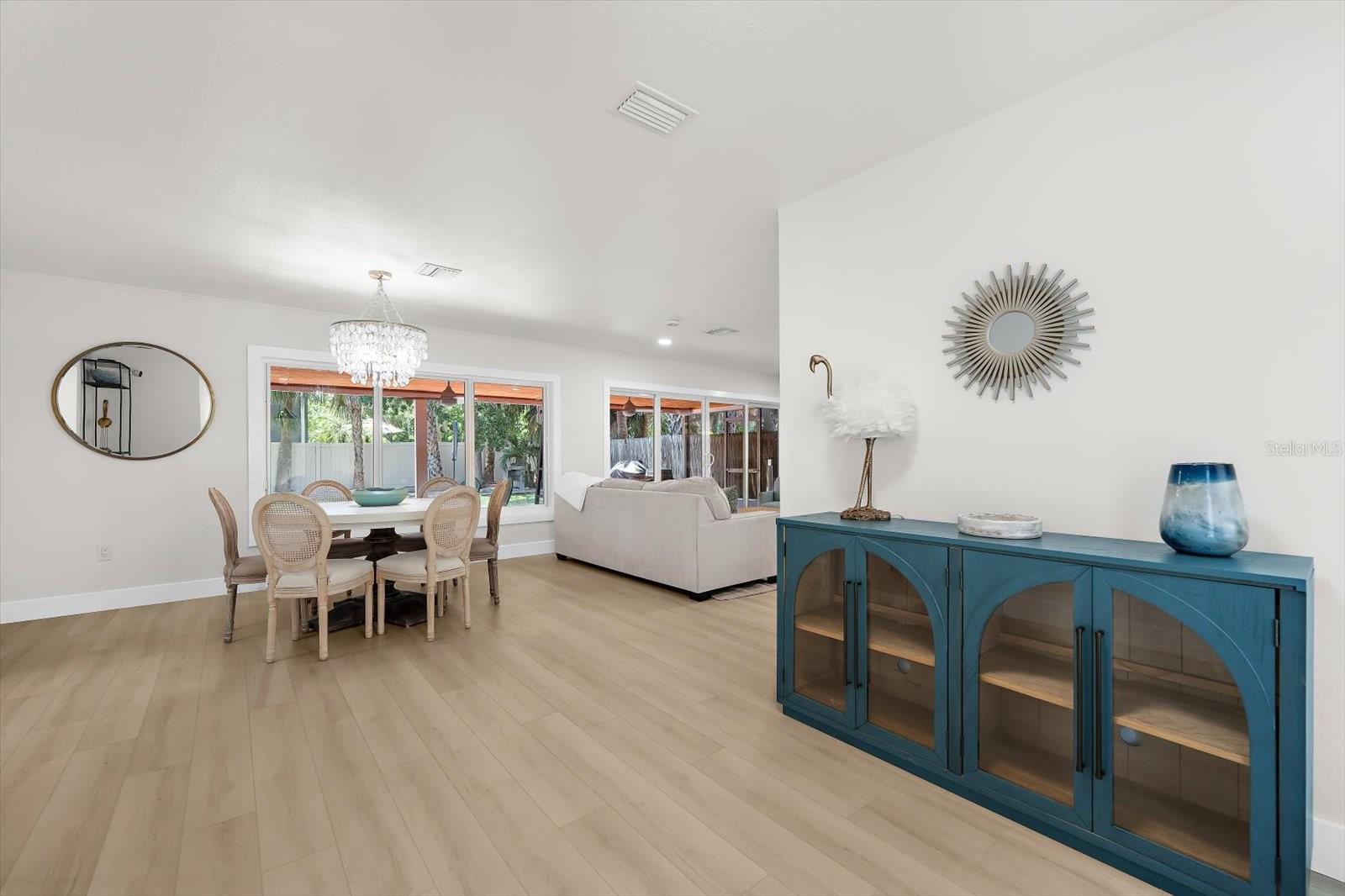 730 BAY ESPLANADE, CLEARWATER BEACH, FL, 33767