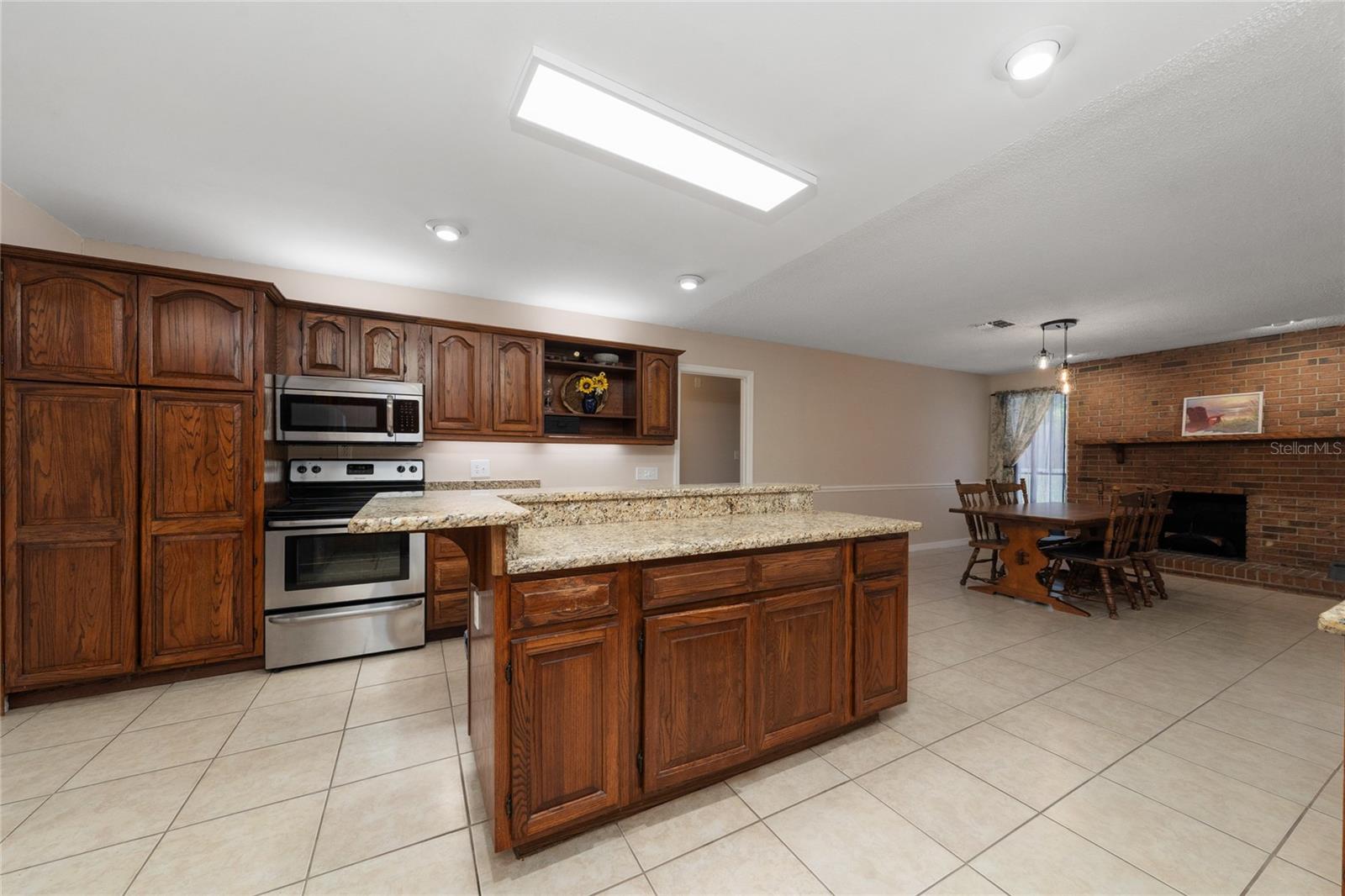 1550 REGAL OAK DR, KISSIMMEE, FL, 34744