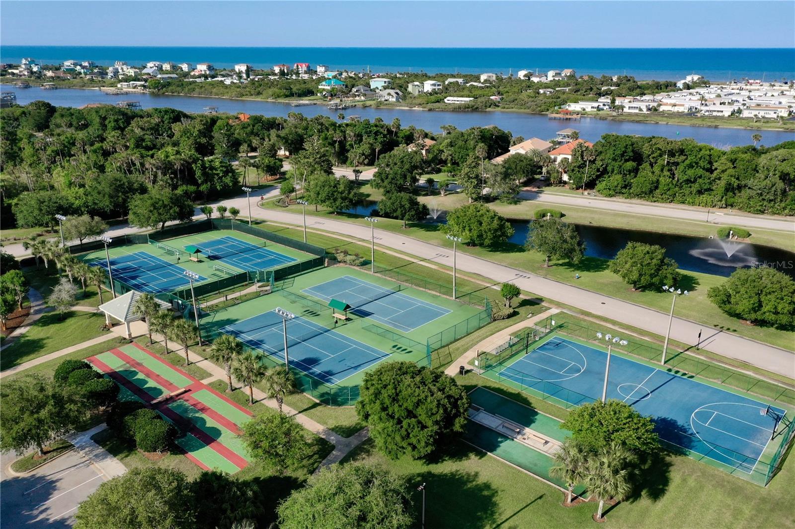 165 S RIVERWALK DR, PALM COAST, FL, 32137