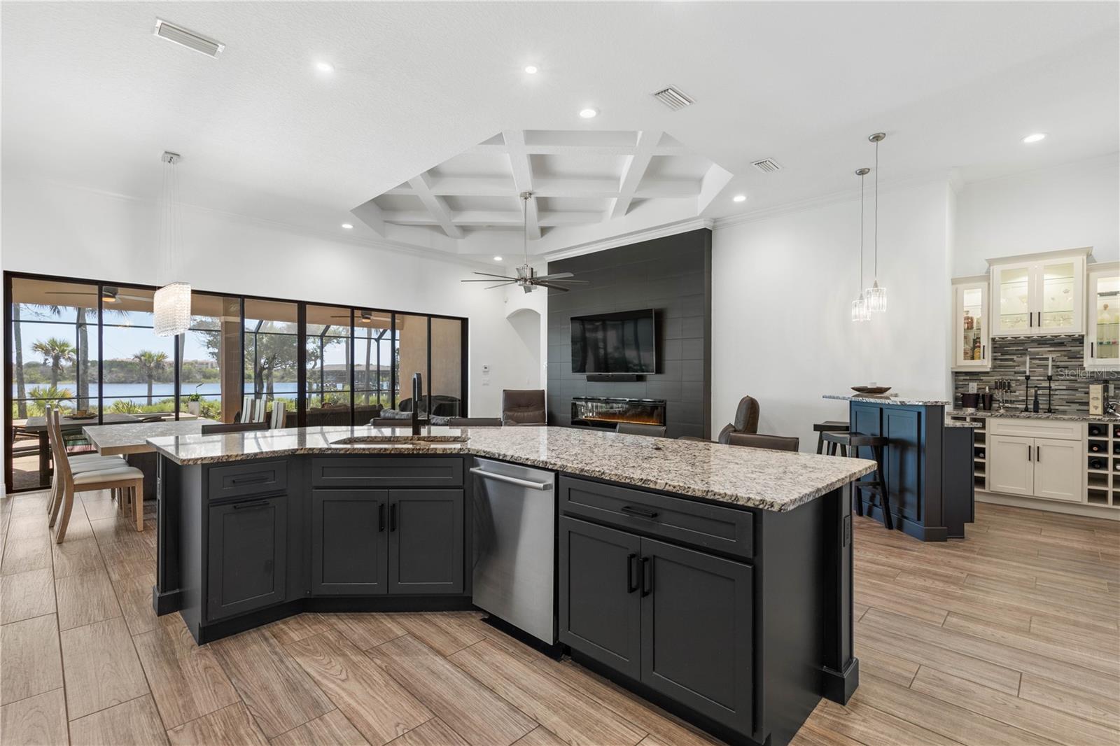 165 S RIVERWALK DR, PALM COAST, FL, 32137
