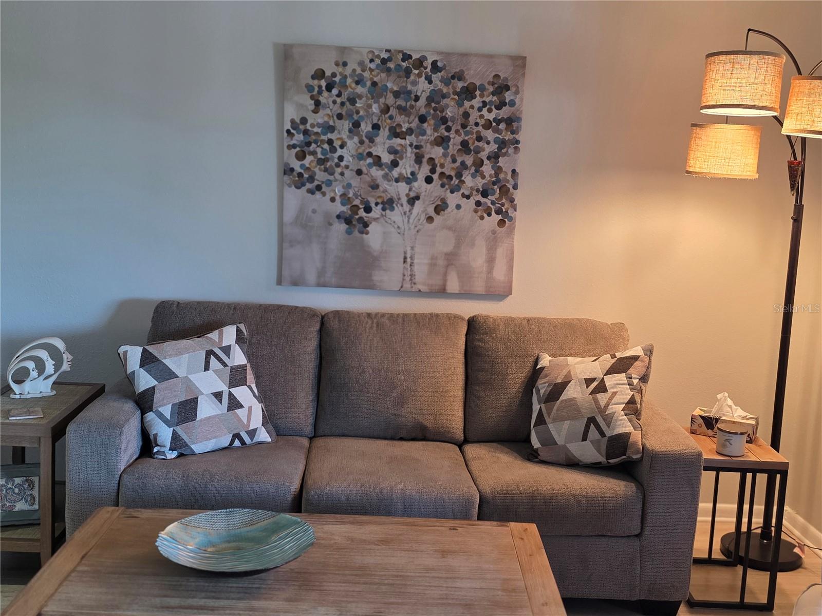 511 PLAZA SEVILLE CT #24, TREASURE ISLAND, FL, 33706