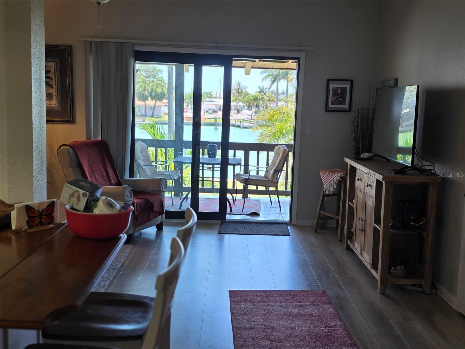 511 PLAZA SEVILLE CT #24, TREASURE ISLAND, FL, 33706