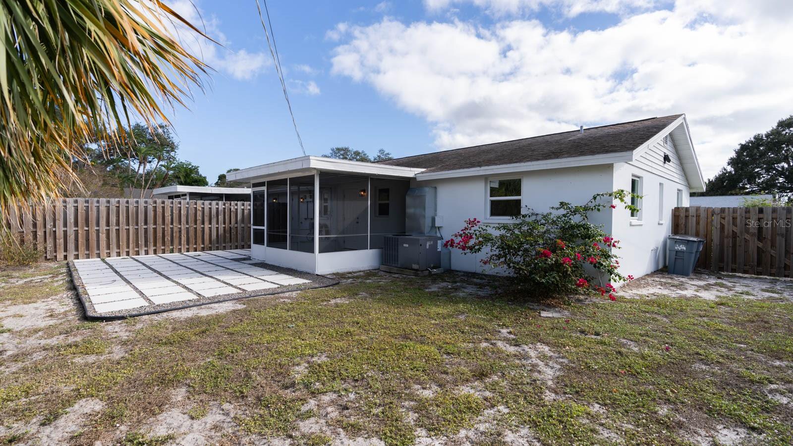 2237 MICHELE DR, SARASOTA, FL, 34231
