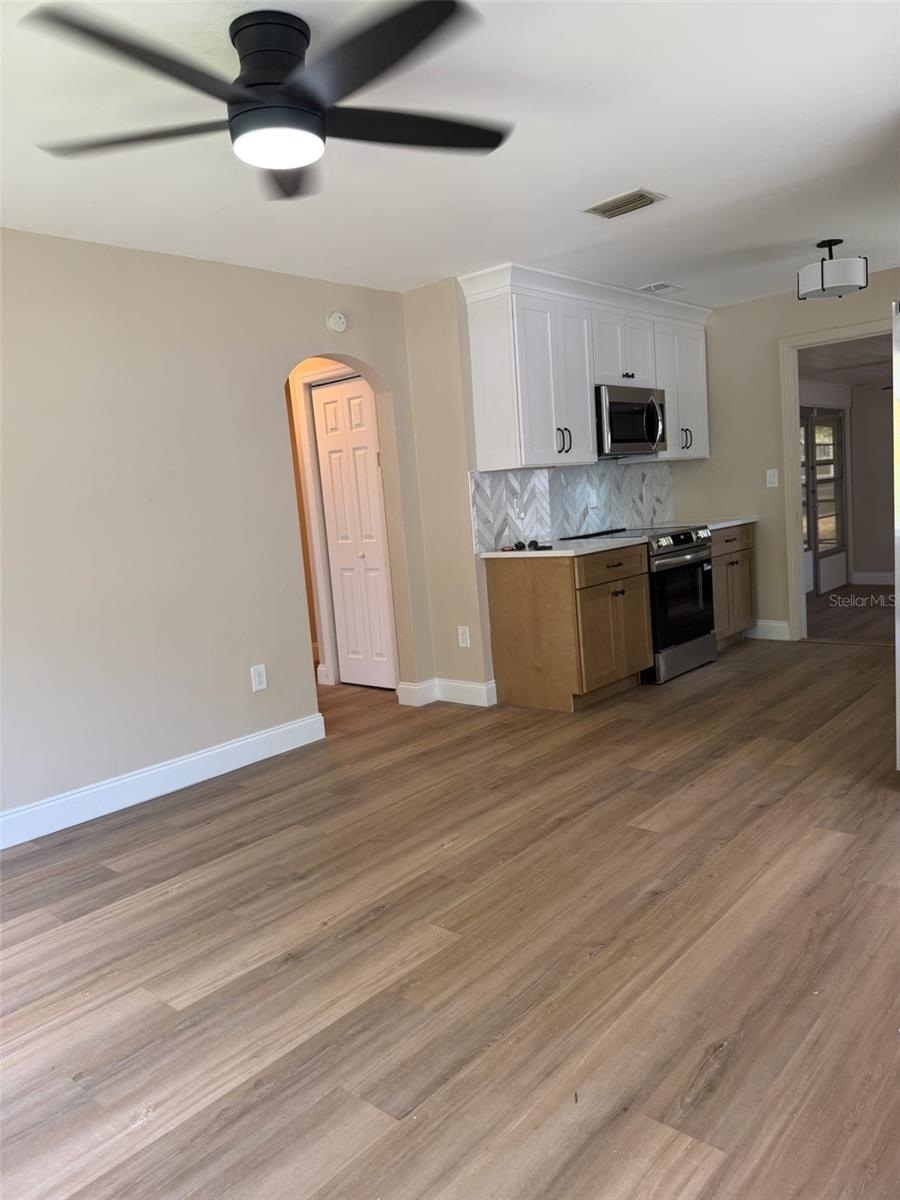 124 20TH AVE N, ST PETERSBURG, FL, 33704