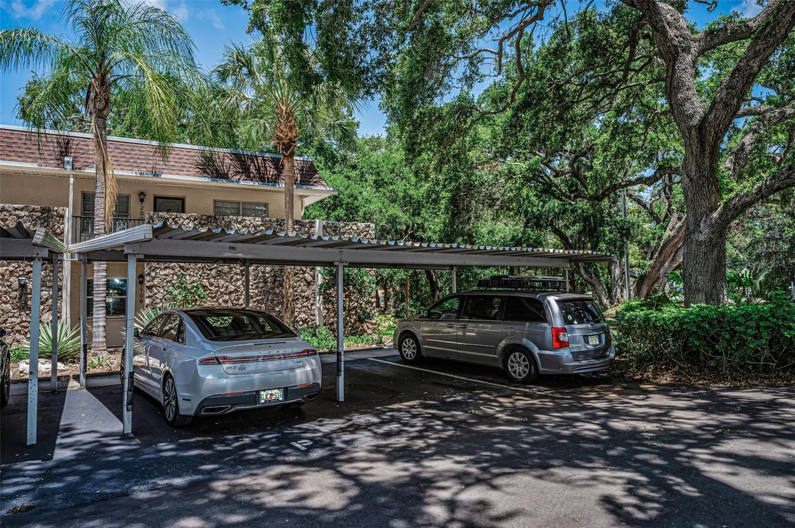 820 PATRICIA AVE #109, DUNEDIN, FL, 34698