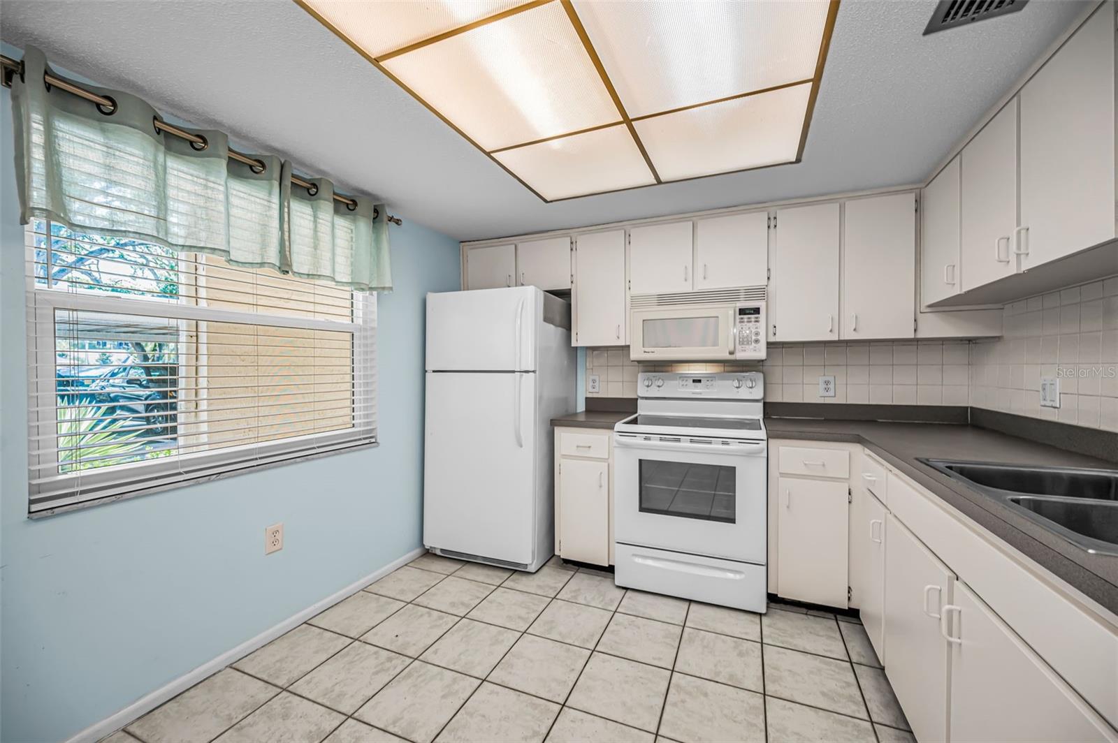820 PATRICIA AVE #109, DUNEDIN, FL, 34698