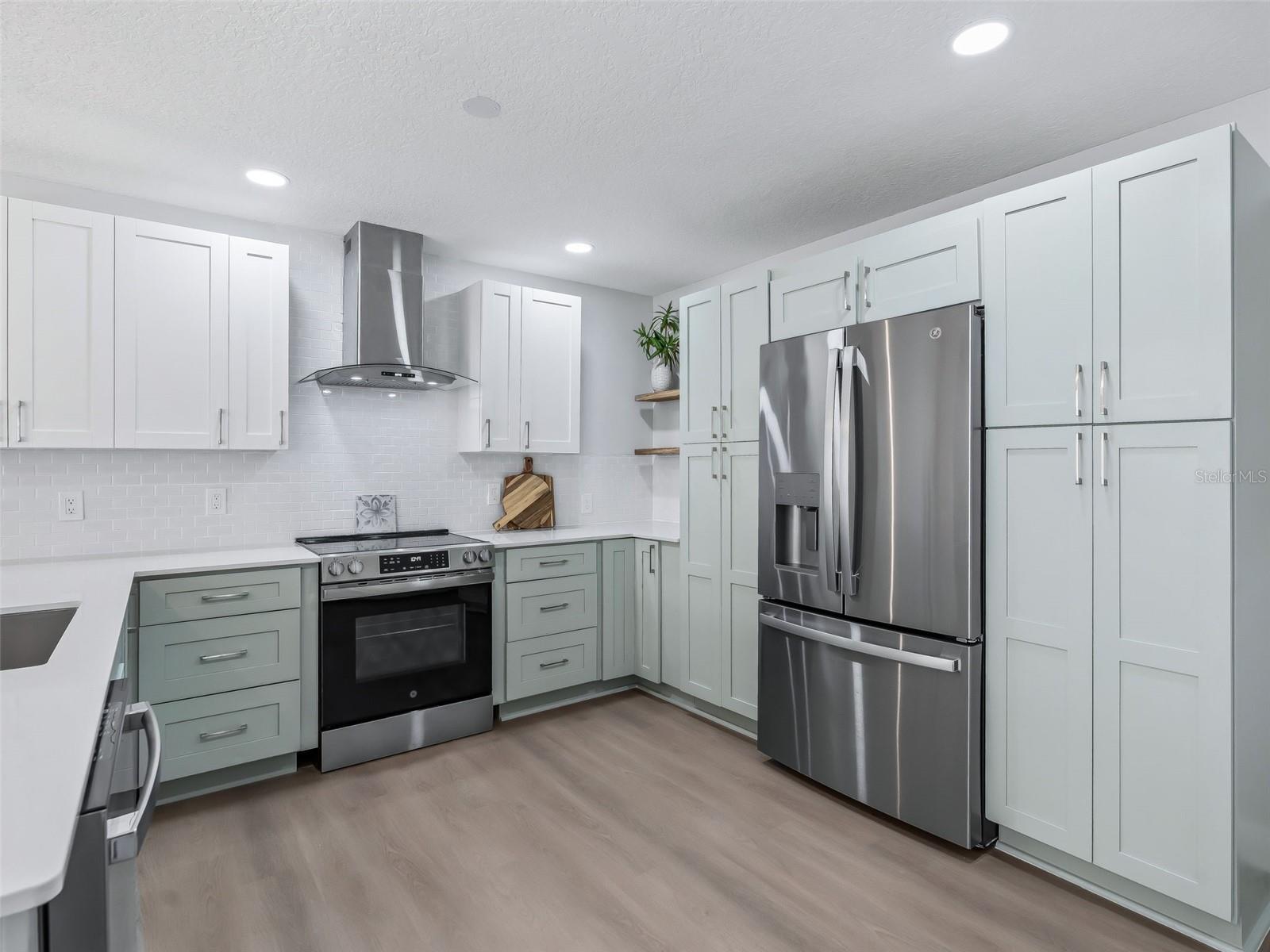 2537 BIRCH AVE, THE VILLAGES, FL, 32162