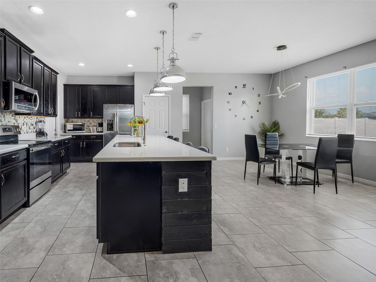 624 SARDINIA CIR, DAVENPORT, FL, 33837