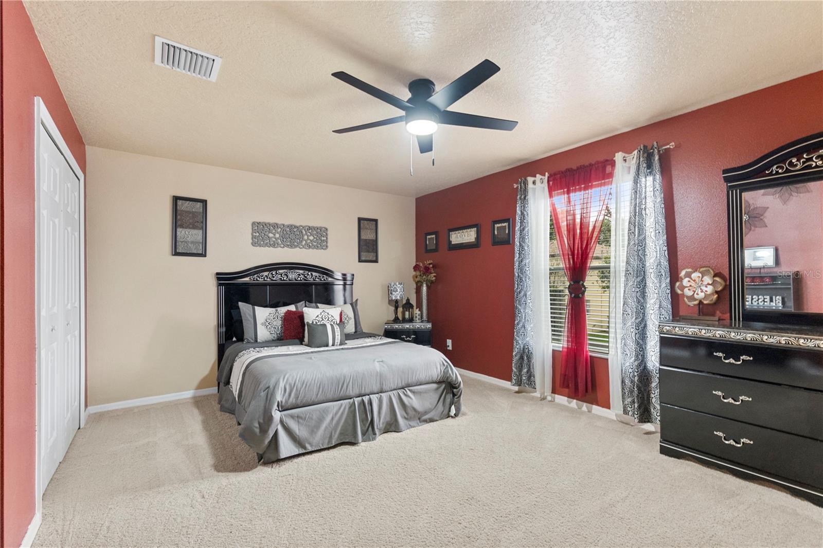 6932 GRAY CATBIRD LOOP, WESLEY CHAPEL, FL, 33545