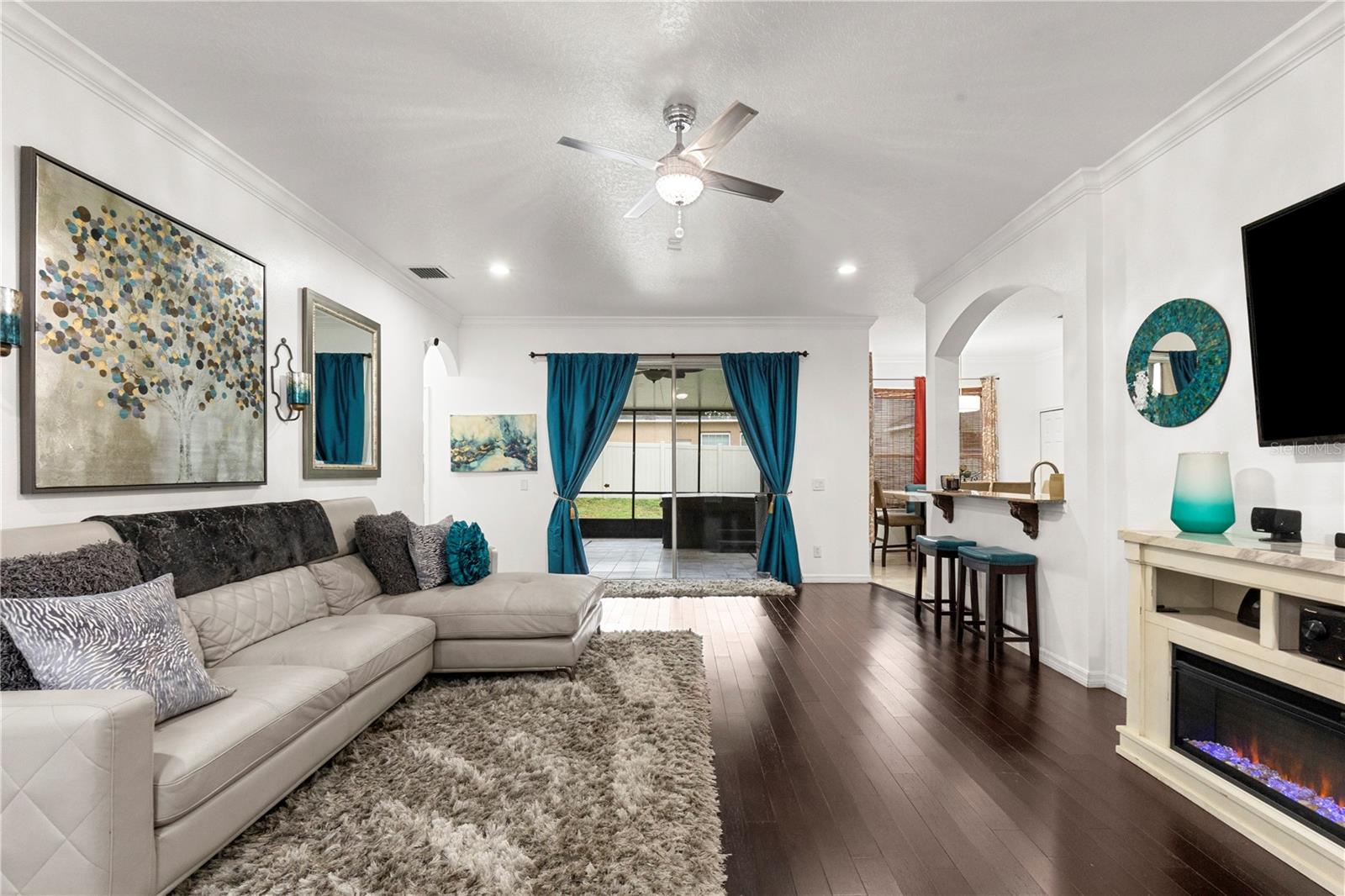 6932 GRAY CATBIRD LOOP, WESLEY CHAPEL, FL, 33545