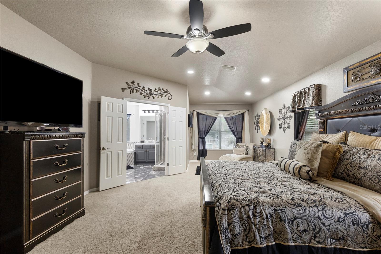 6932 GRAY CATBIRD LOOP, WESLEY CHAPEL, FL, 33545