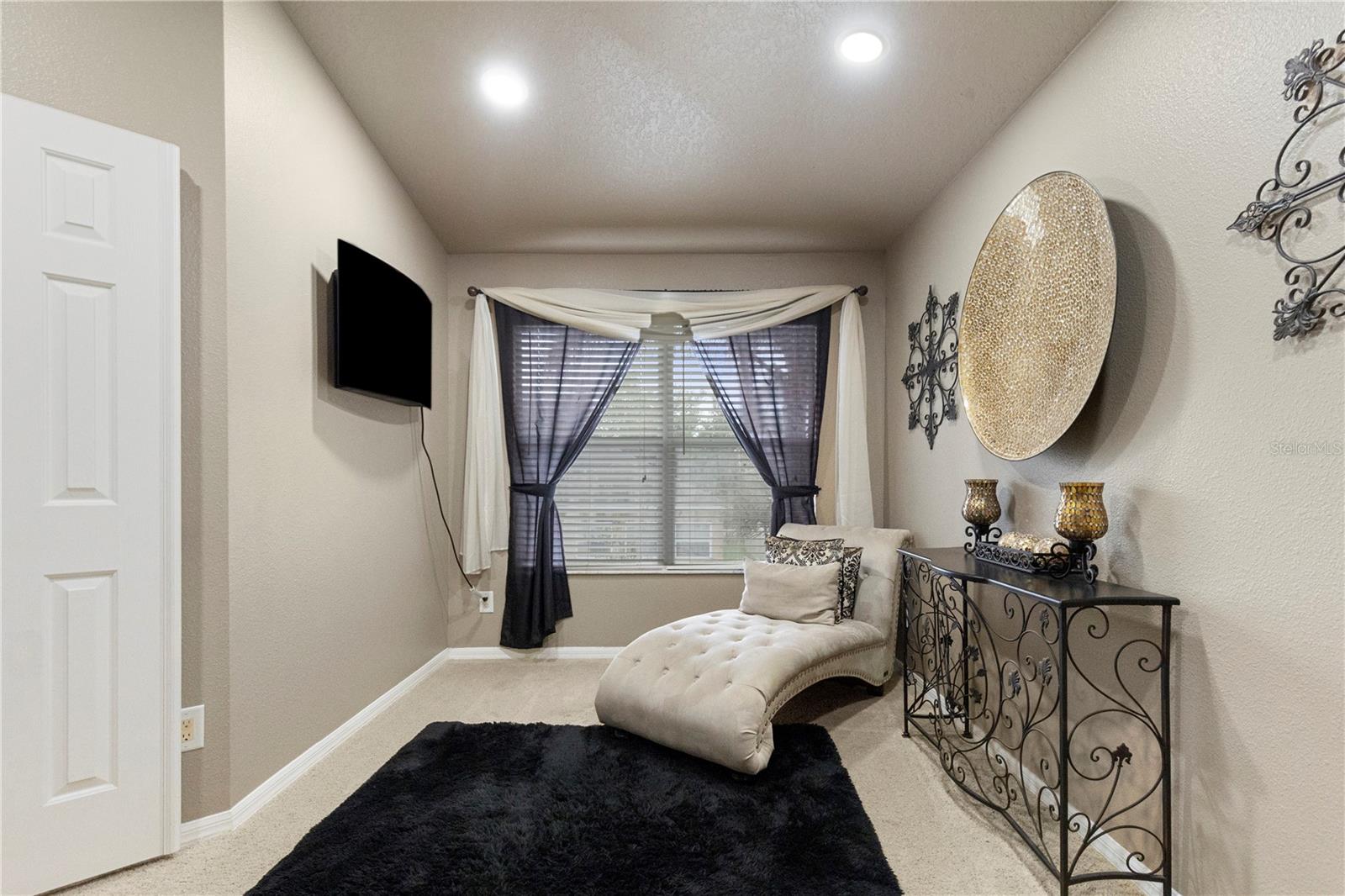 6932 GRAY CATBIRD LOOP, WESLEY CHAPEL, FL, 33545