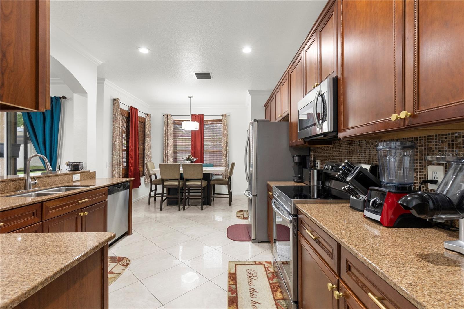 6932 GRAY CATBIRD LOOP, WESLEY CHAPEL, FL, 33545