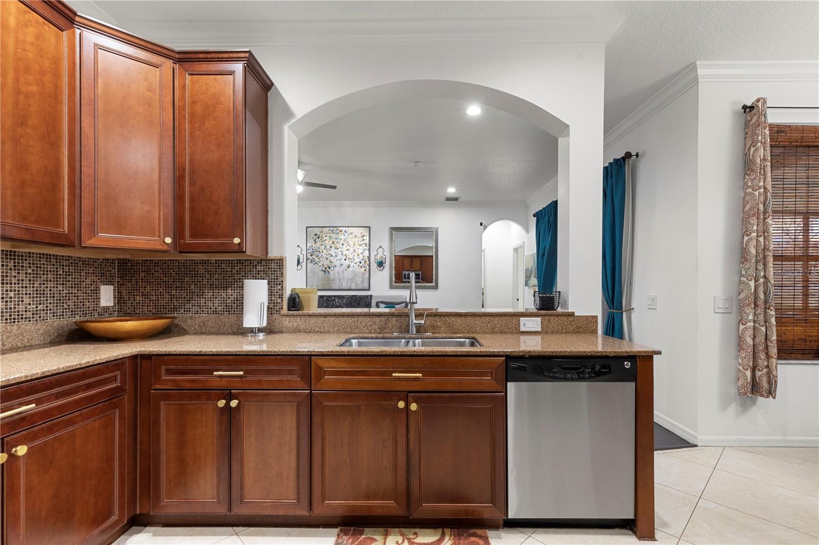 6932 GRAY CATBIRD LOOP, WESLEY CHAPEL, FL, 33545