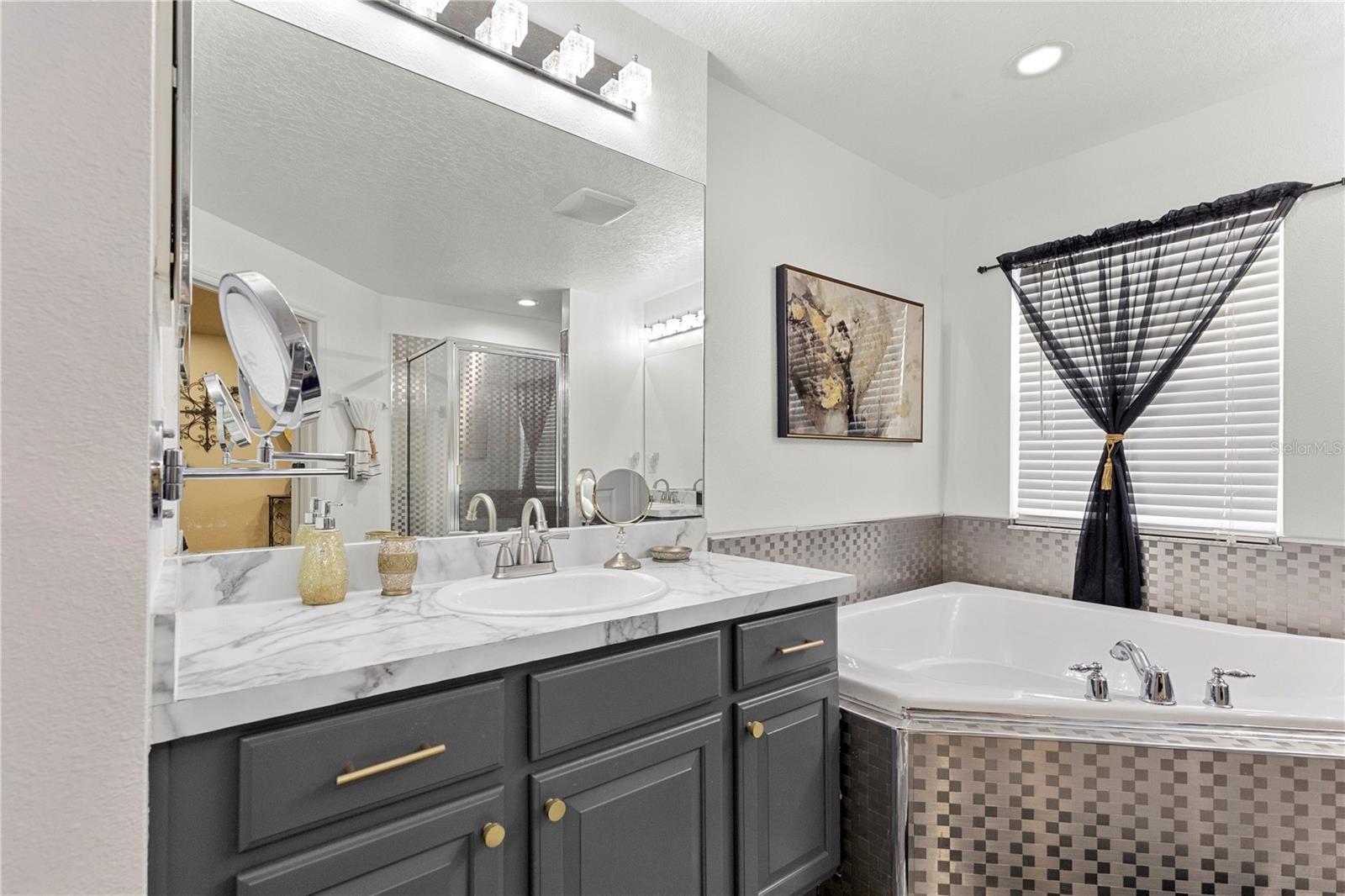 6932 GRAY CATBIRD LOOP, WESLEY CHAPEL, FL, 33545