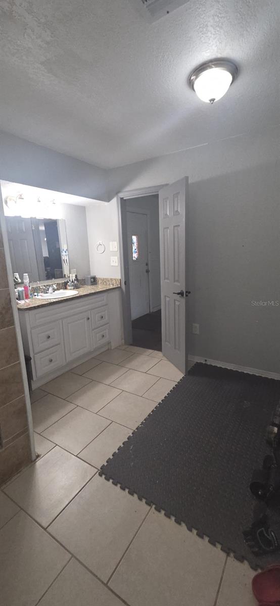 4322 CASAURINA RD, LADY LAKE, FL, 32159