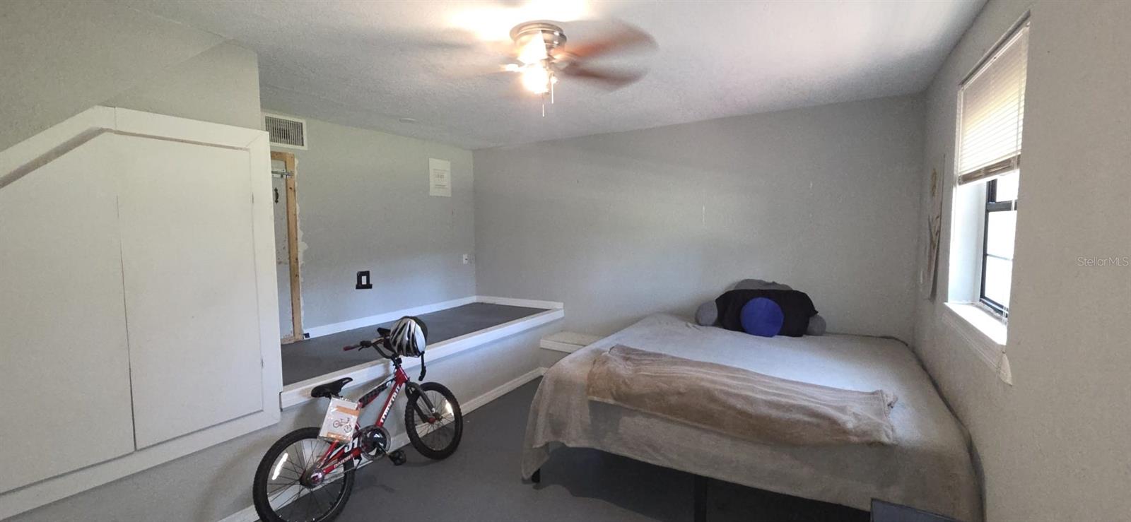 4322 CASAURINA RD, LADY LAKE, FL, 32159