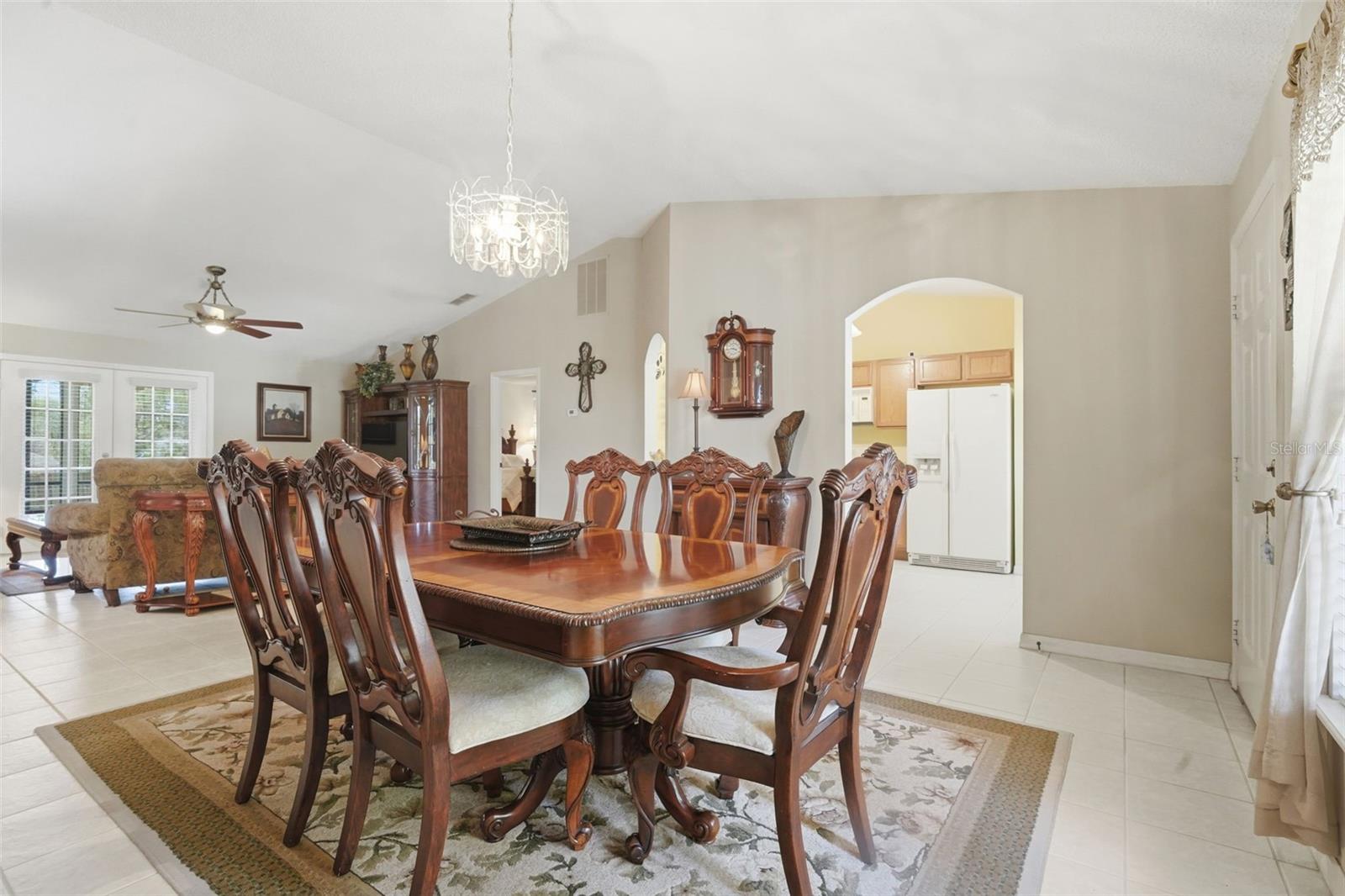 812 BENTON LAKE DR S, DELAND, FL, 32724