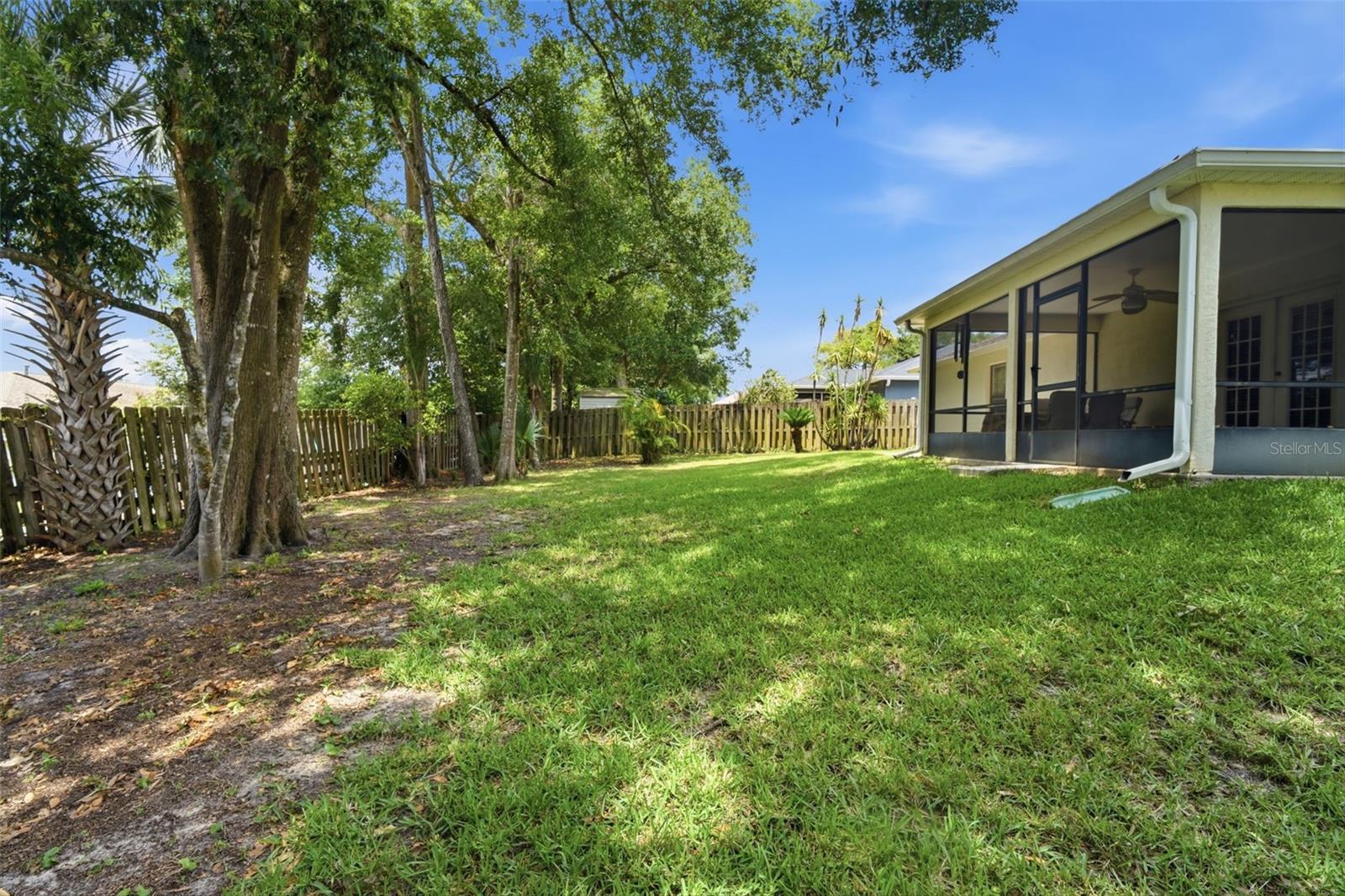 812 BENTON LAKE DR S, DELAND, FL, 32724
