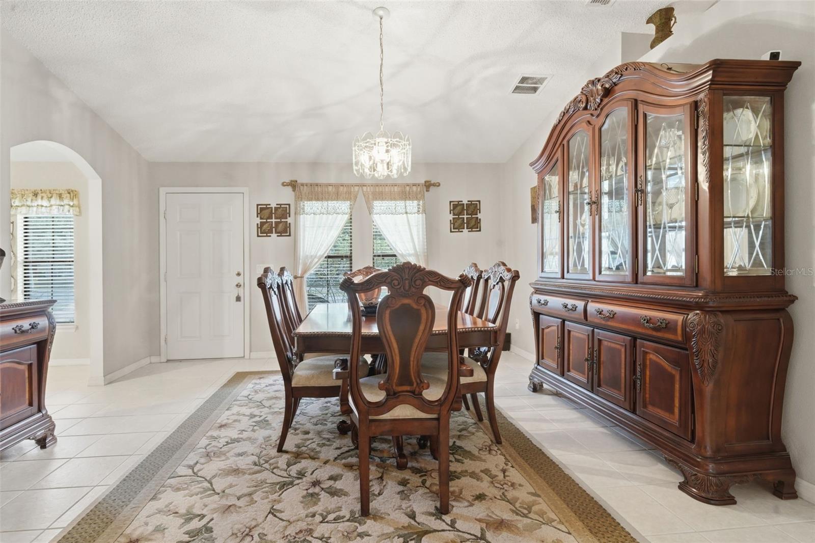 812 BENTON LAKE DR S, DELAND, FL, 32724