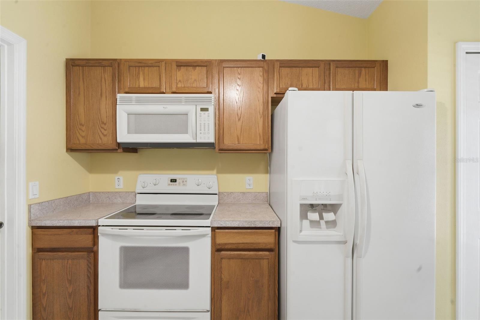 812 BENTON LAKE DR S, DELAND, FL, 32724