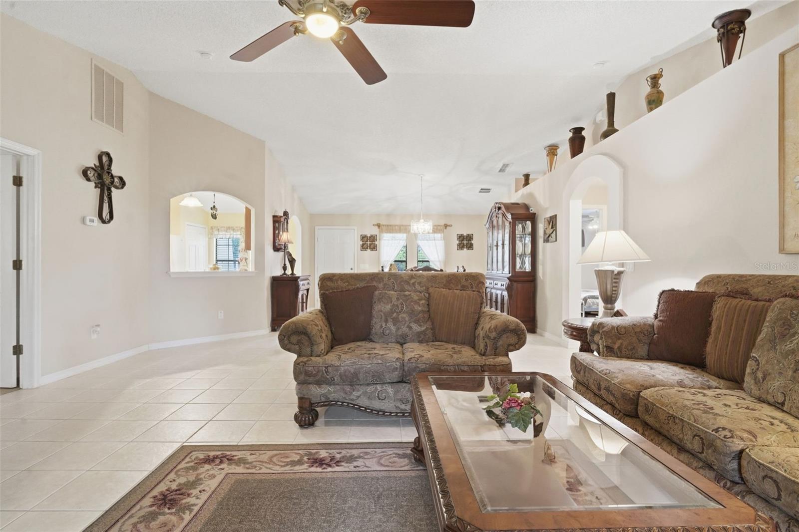 812 BENTON LAKE DR S, DELAND, FL, 32724