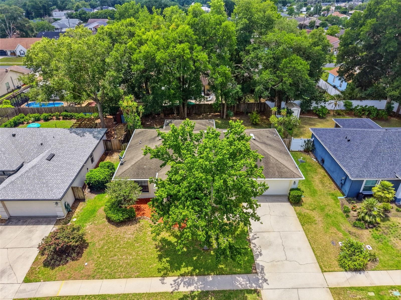812 BENTON LAKE DR S, DELAND, FL, 32724