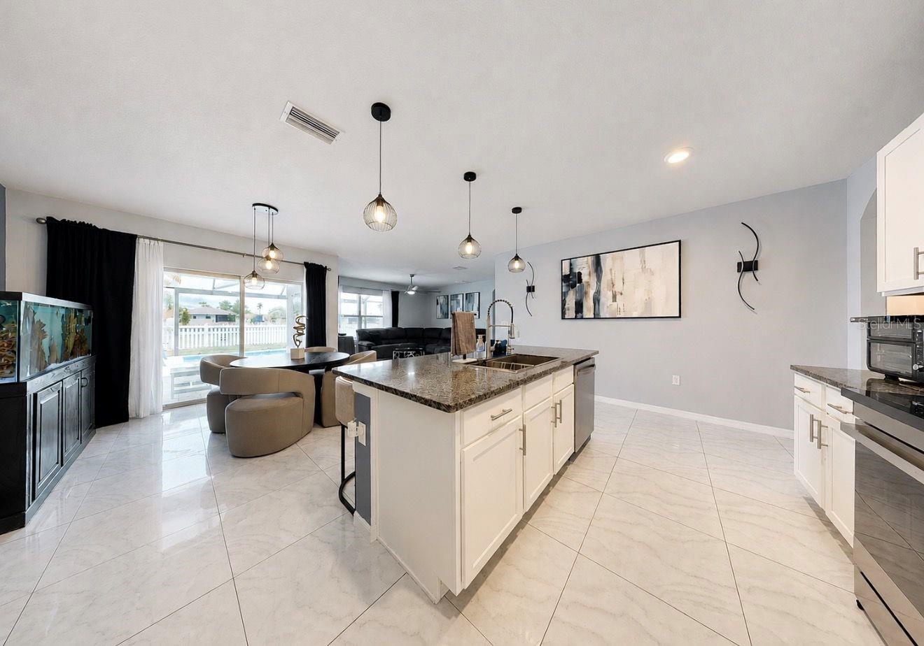 13912 SMILING DAISY PL, RIVERVIEW, FL, 33579