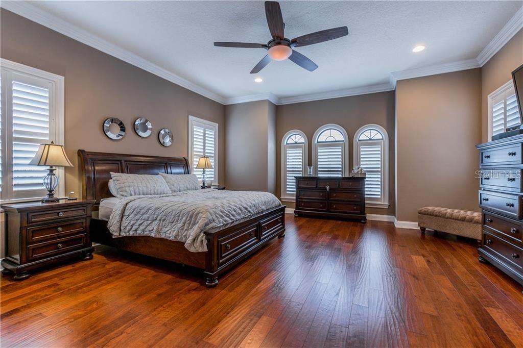 3814 VILLAS DEL SOL CT, TAMPA, FL, 33609
