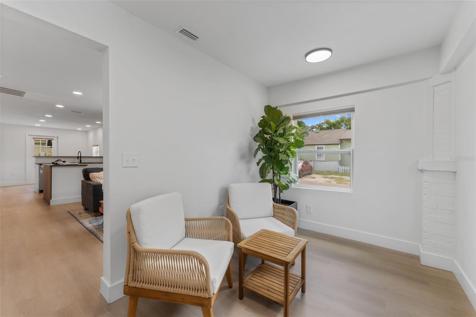 501 E CLUSTER AVE, TAMPA, FL, 33604