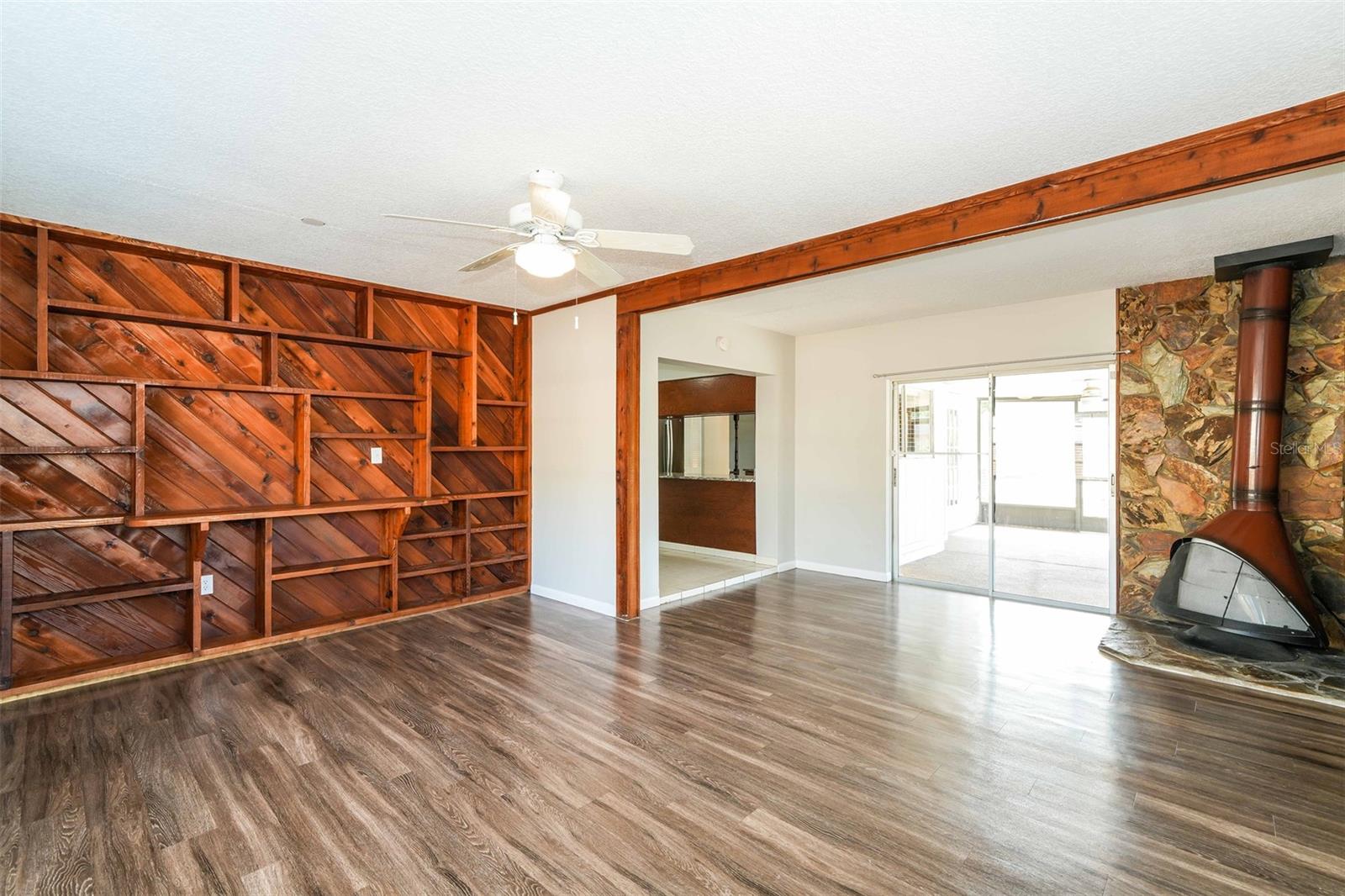 8229 MALVERN CIR, TAMPA, FL, 33634