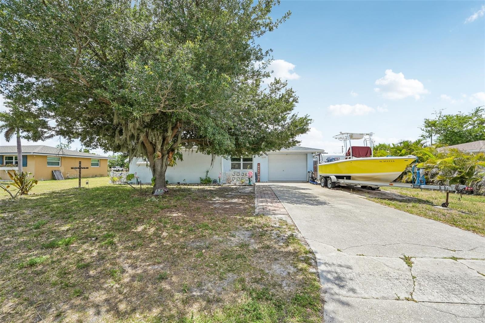 3275 ELKCAM BLVD, PORT CHARLOTTE, FL, 33952