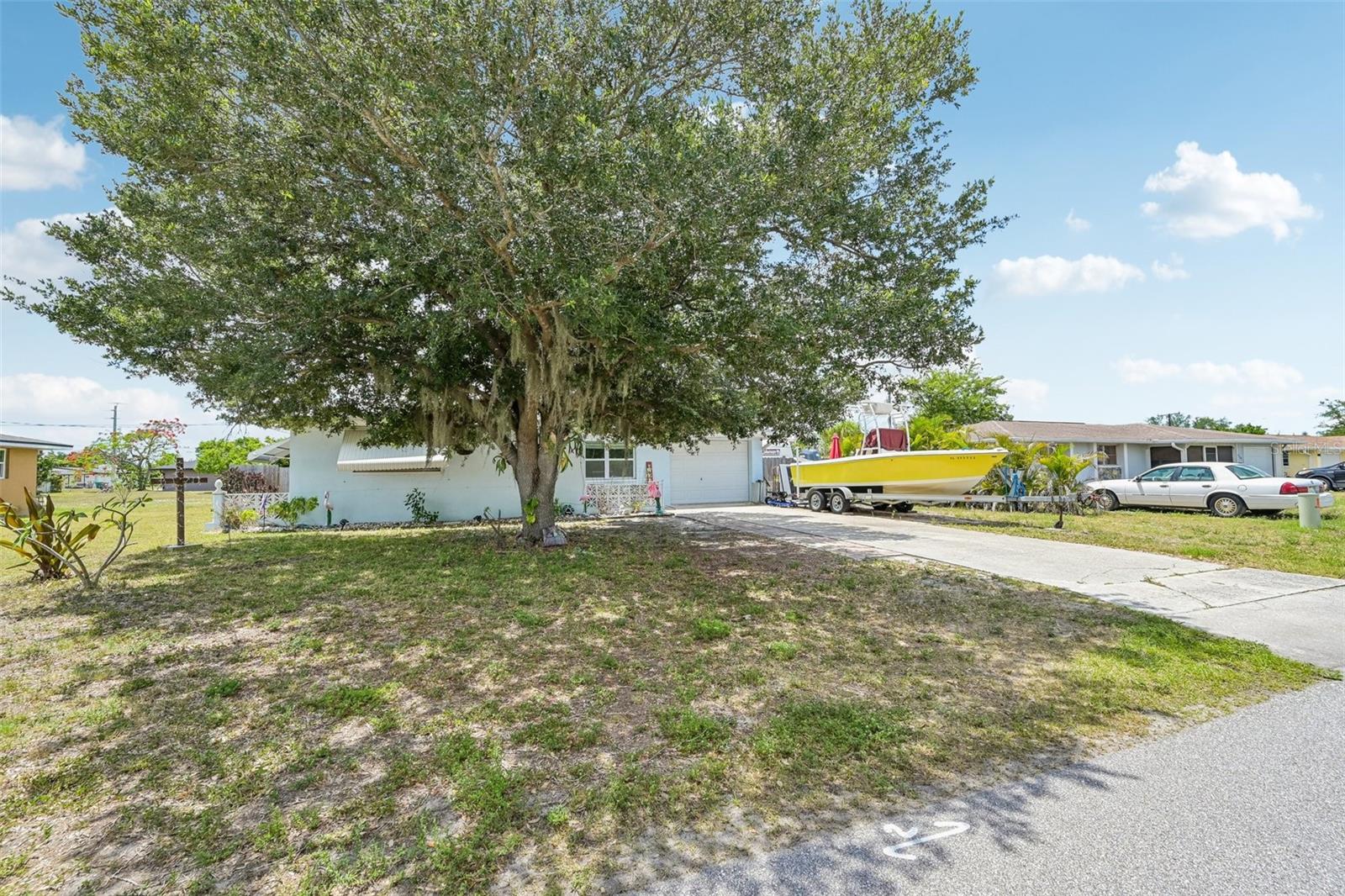 3275 ELKCAM BLVD, PORT CHARLOTTE, FL, 33952