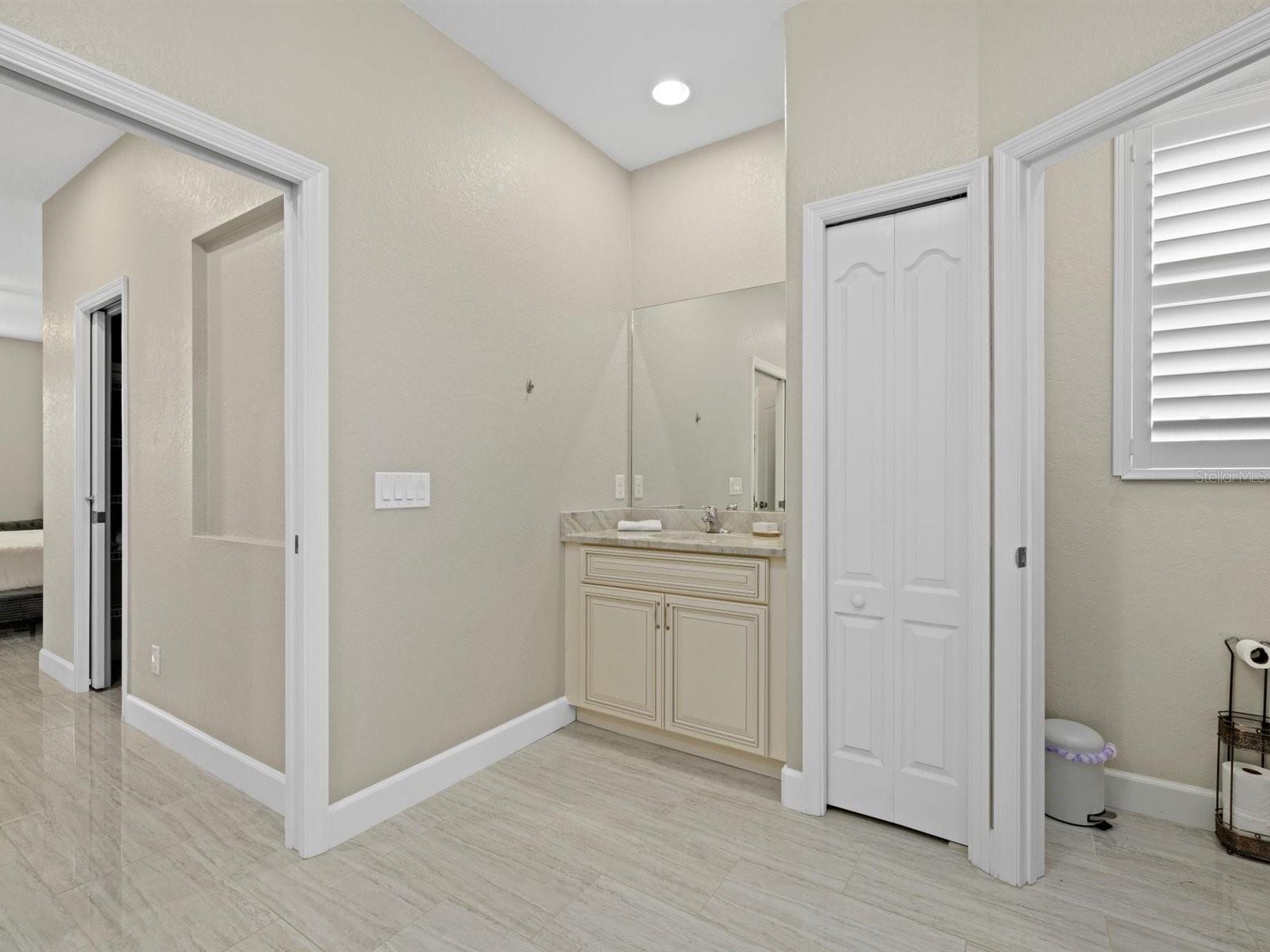 340 MCCABE ST, PORT CHARLOTTE, FL, 33953