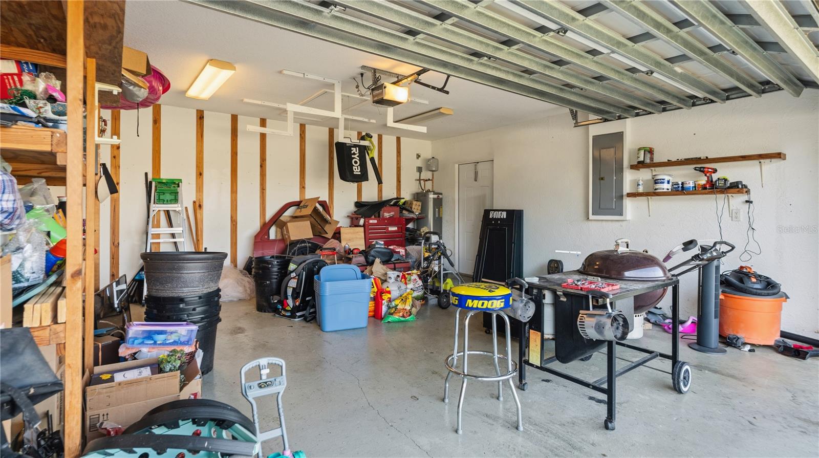 2001 SW FEARS AVE, PORT ST LUCIE, FL, 34953